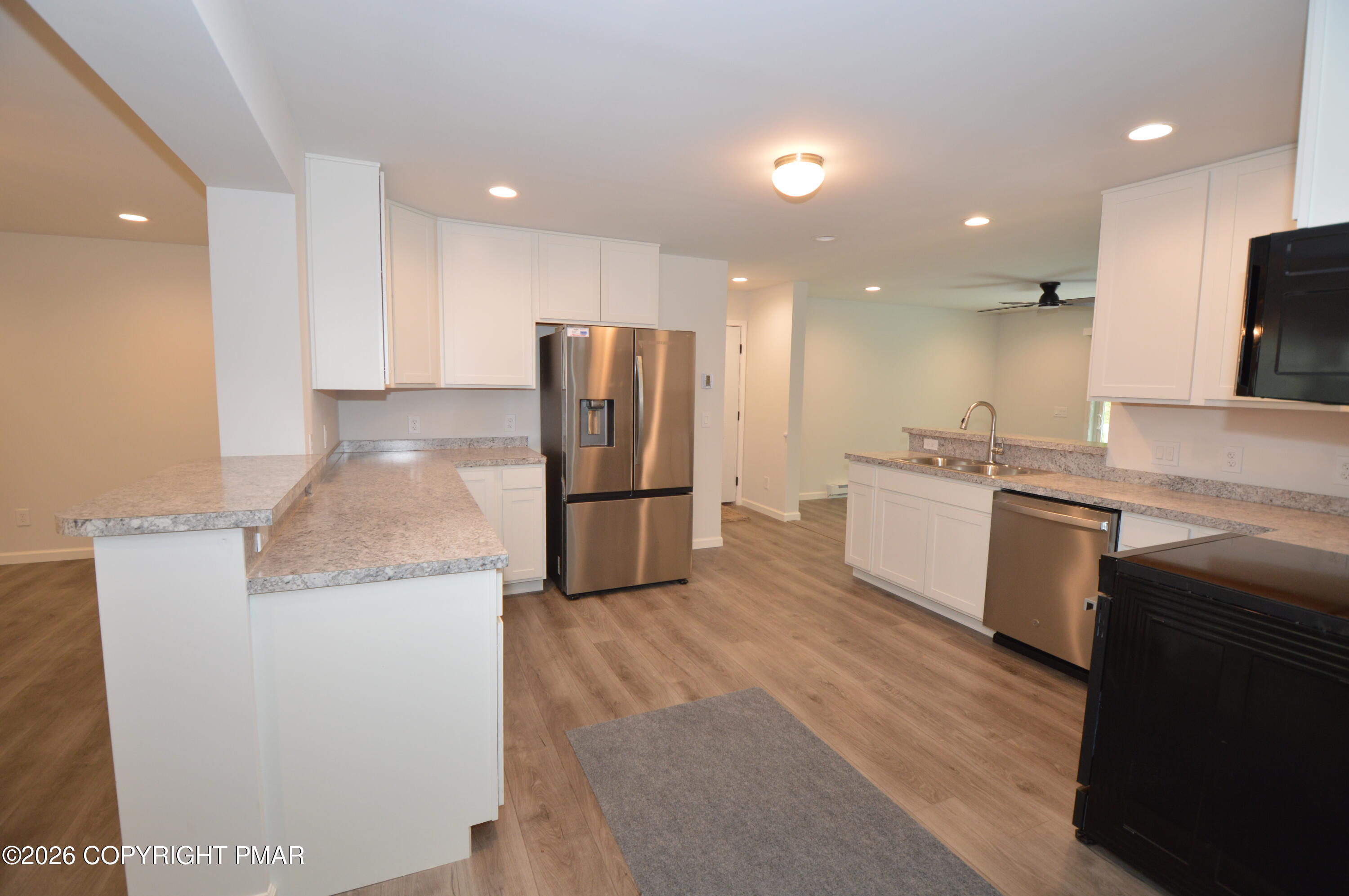 19 Sleepy Hollow Lane Property Photo 5