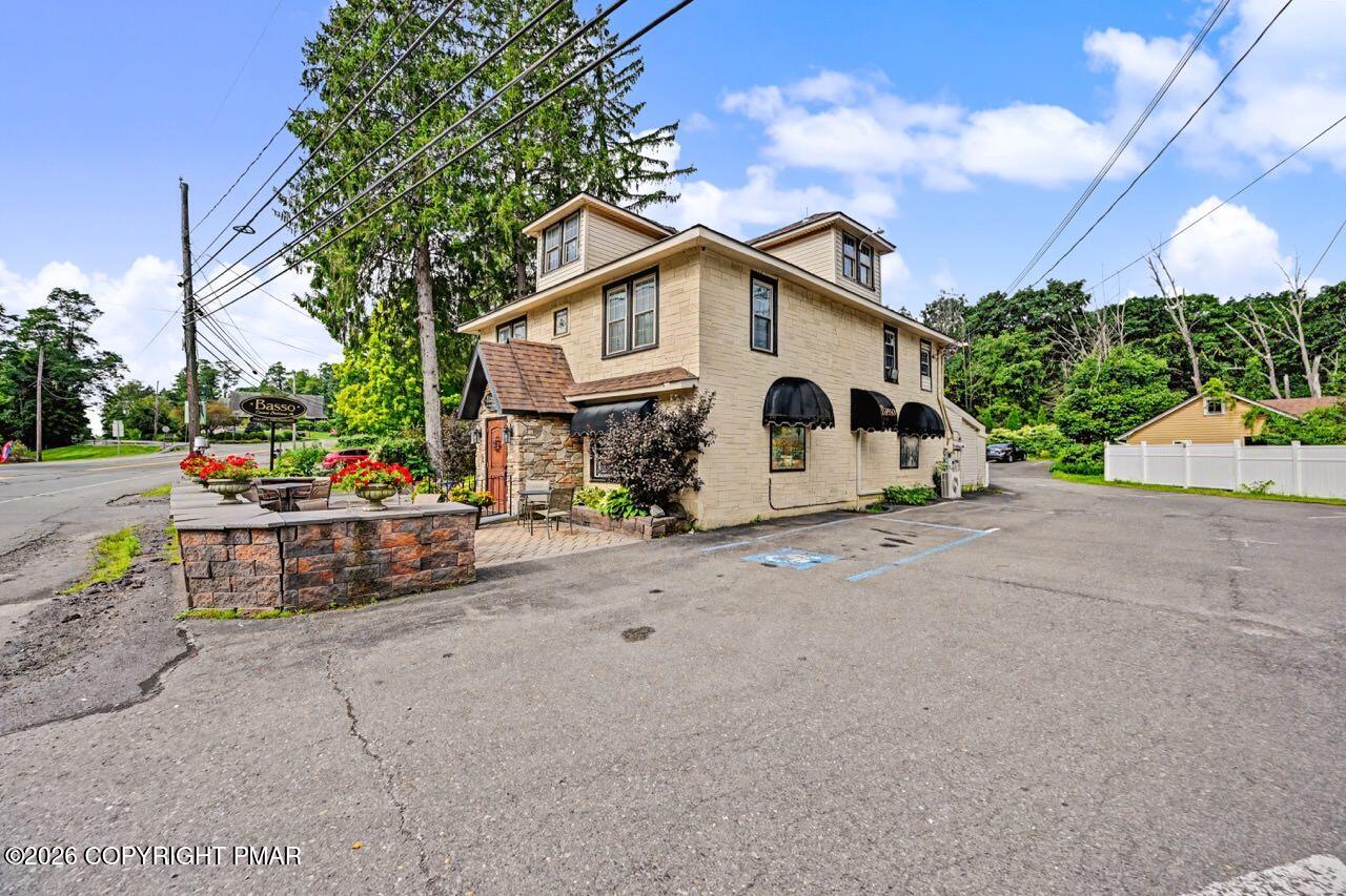 6525 Route 191 Property Photo 4