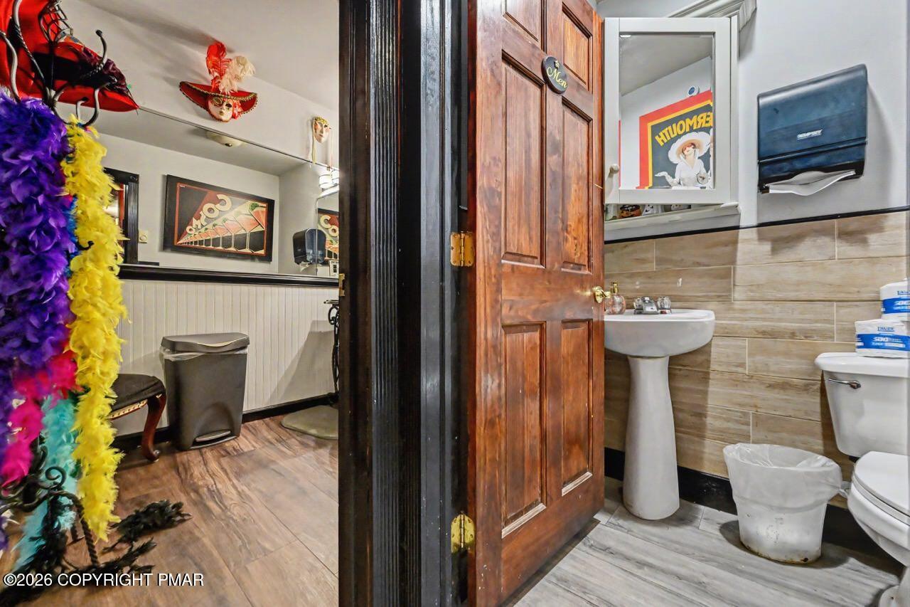 6525 Route 191 Property Photo 37