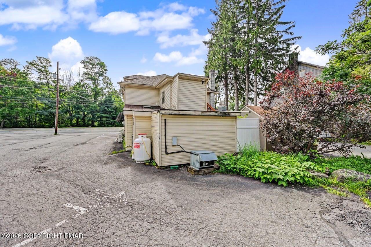 6525 Route 191 Property Photo 69
