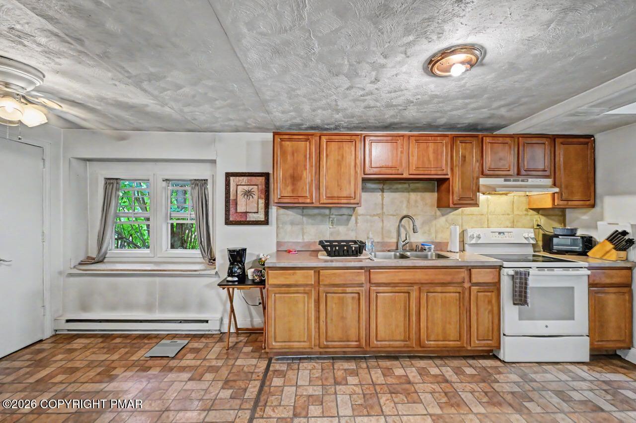 6525 Route 191 Property Photo 76