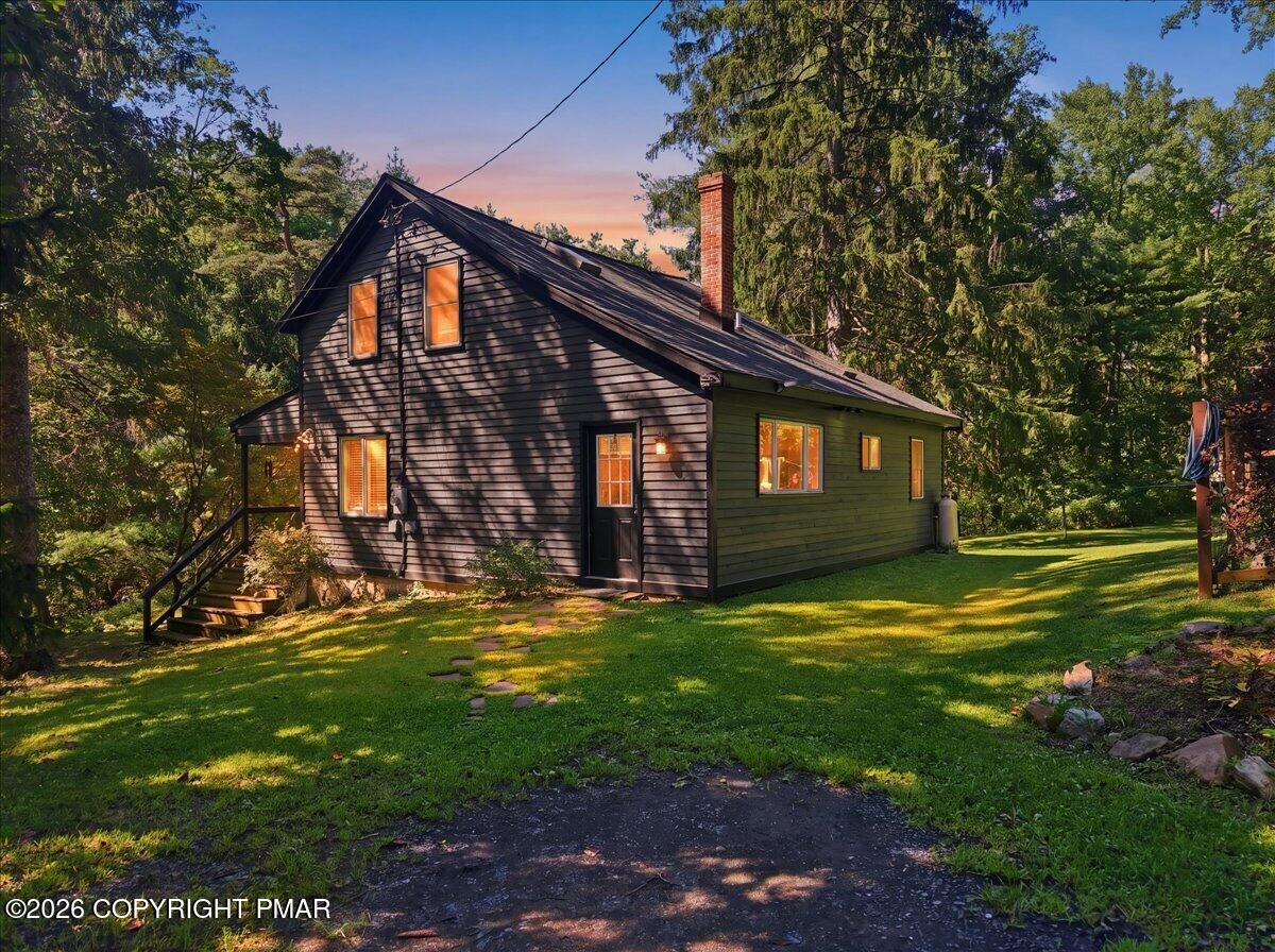 1408 Fox Gap Road Property Photo 4
