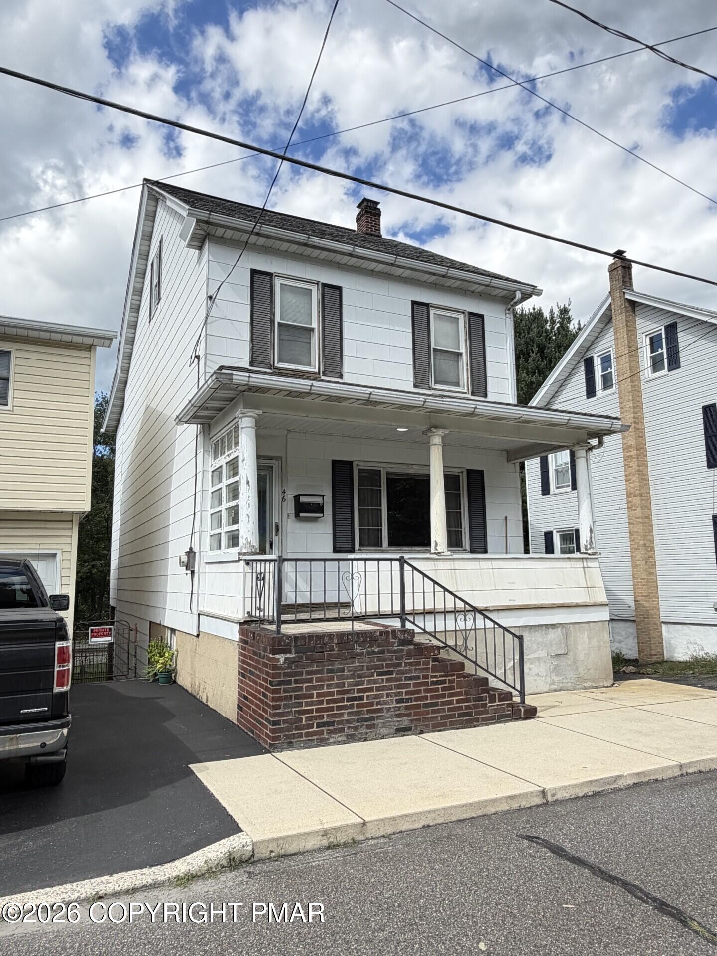 46 E Mill Street Property Photo 2