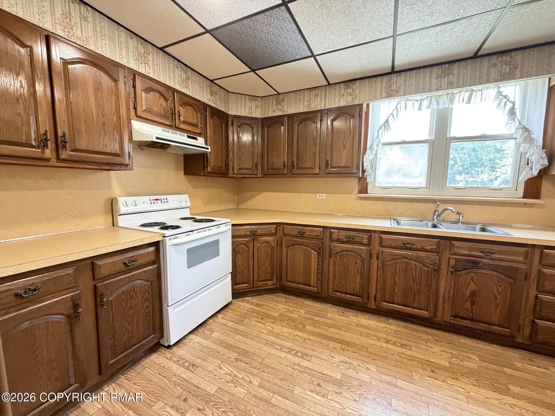 46 E Mill Street Property Photo 11