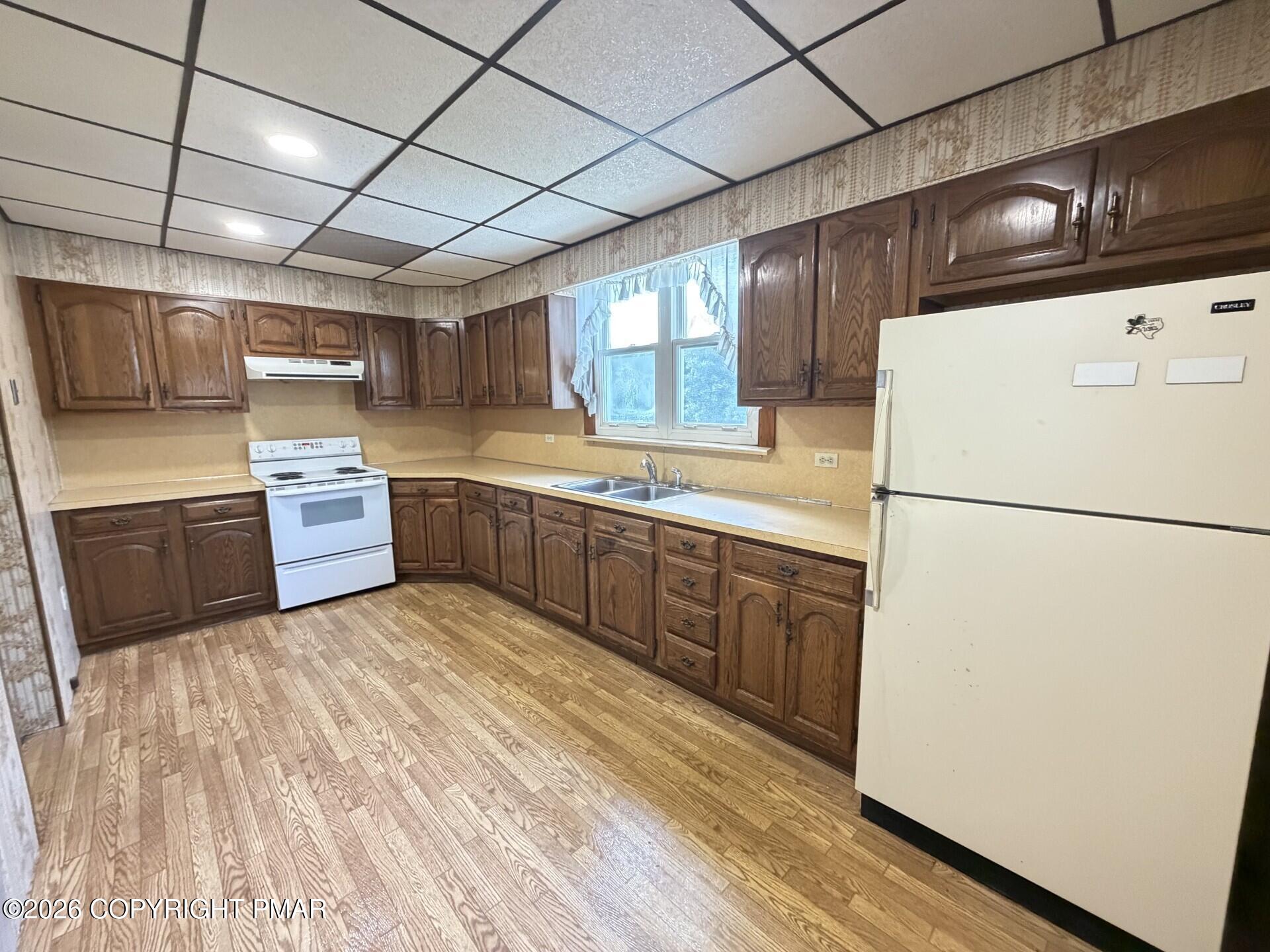 46 E Mill Street Property Photo 14