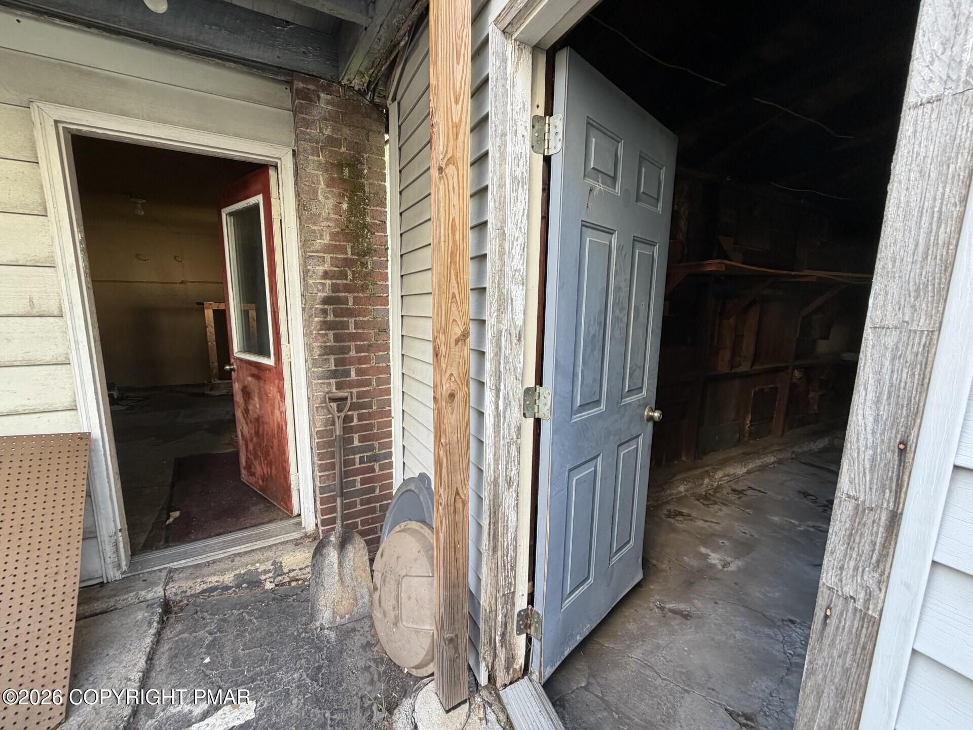 46 E Mill Street Property Photo 50