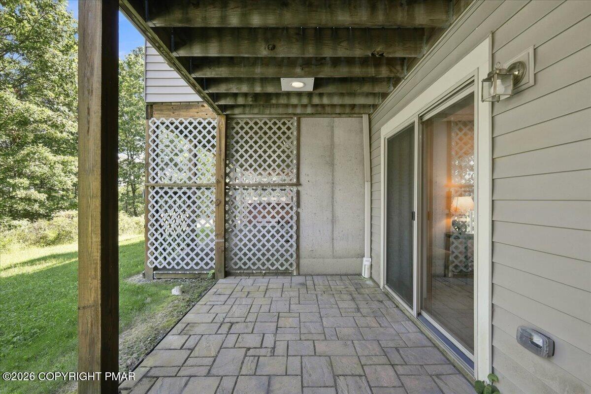 347 Hemlock Lane Property Photo 37