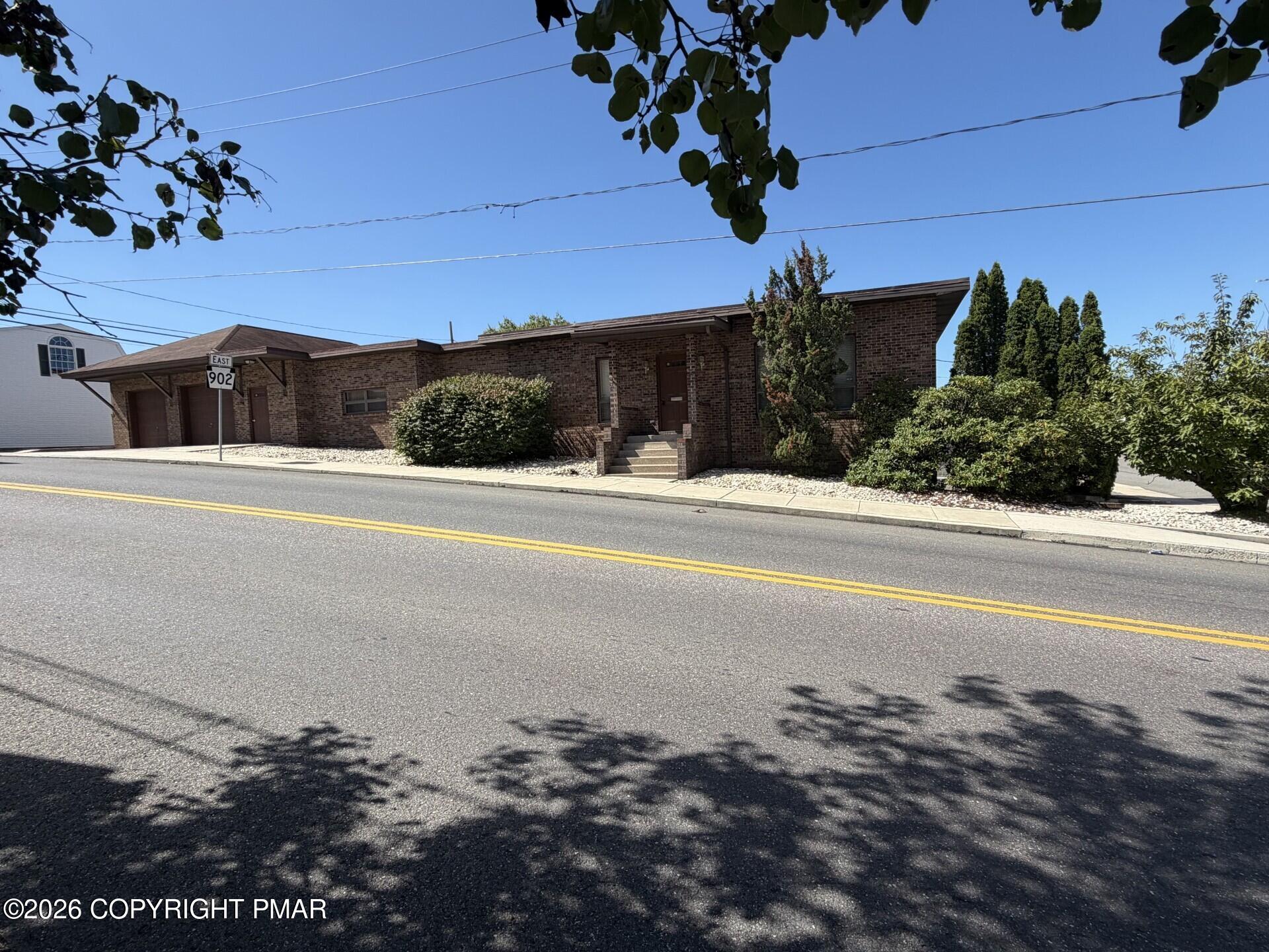 350 N Pine Street Property Photo 1