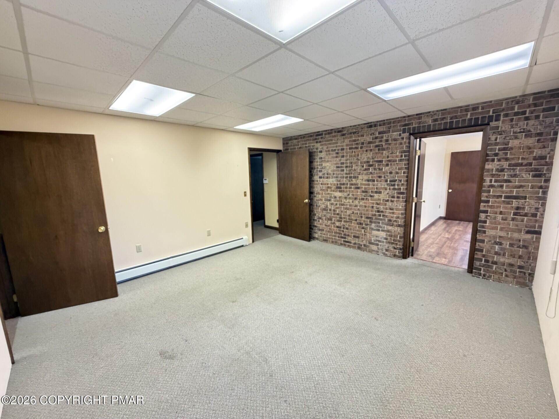 350 N Pine Street Property Photo 12