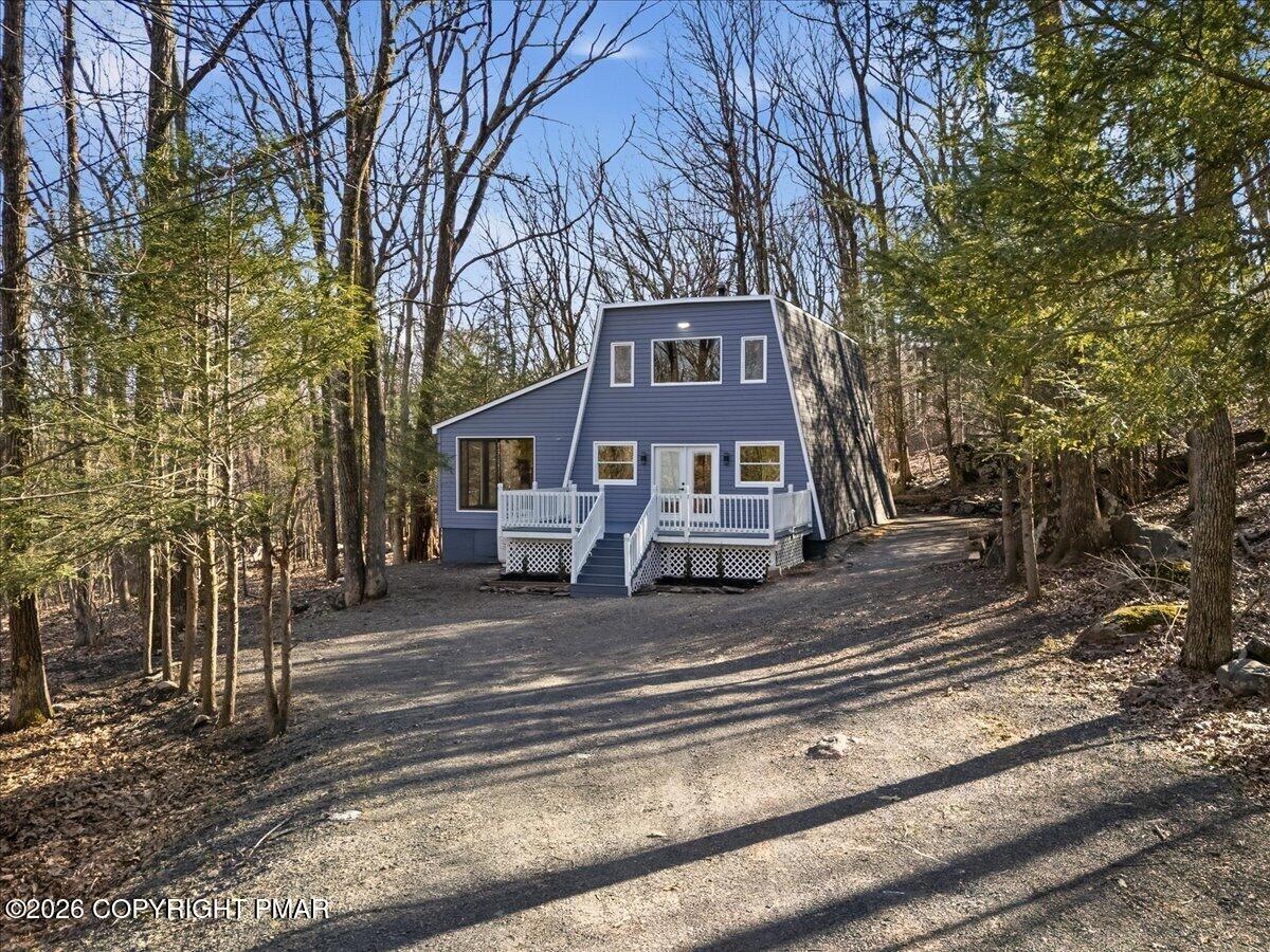 3257 Trafalgar Avenue Property Photo 1