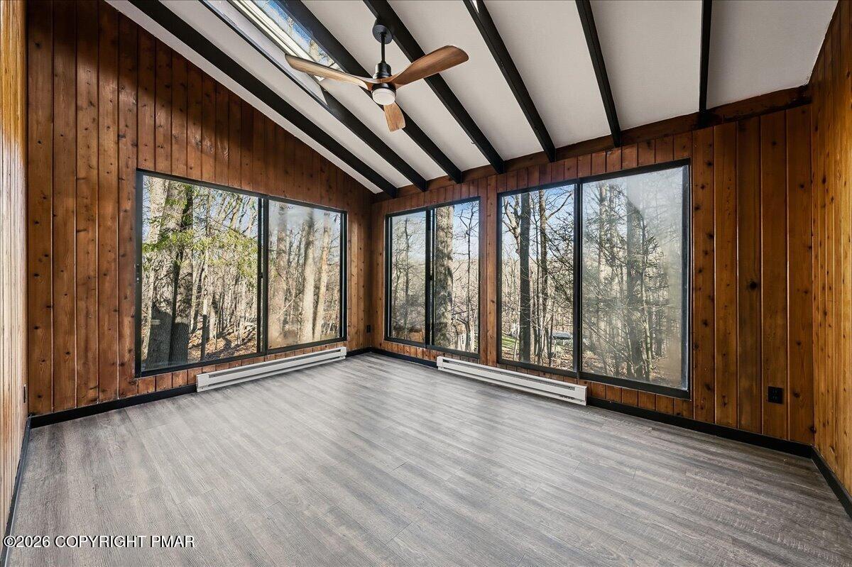 3257 Trafalgar Avenue Property Photo 17