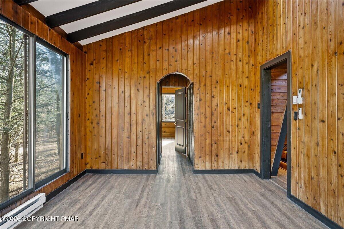 3257 Trafalgar Avenue Property Photo 18