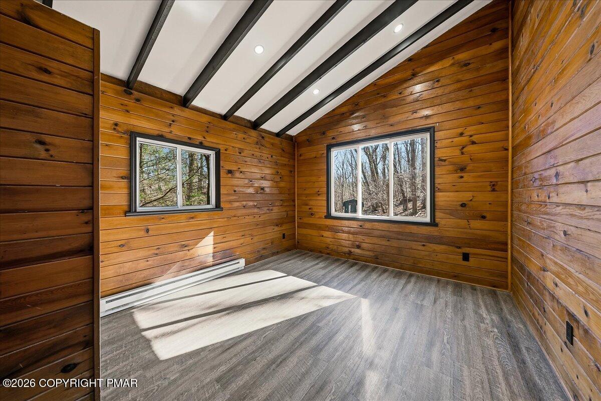3257 Trafalgar Avenue Property Photo 21