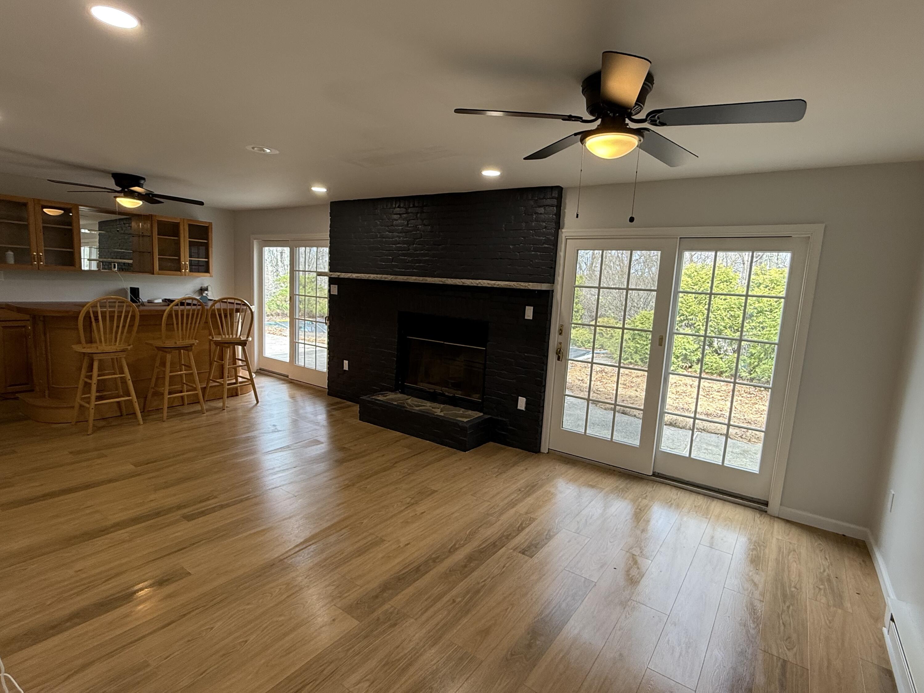 110 Pear Tree Ct Court Property Photo 6