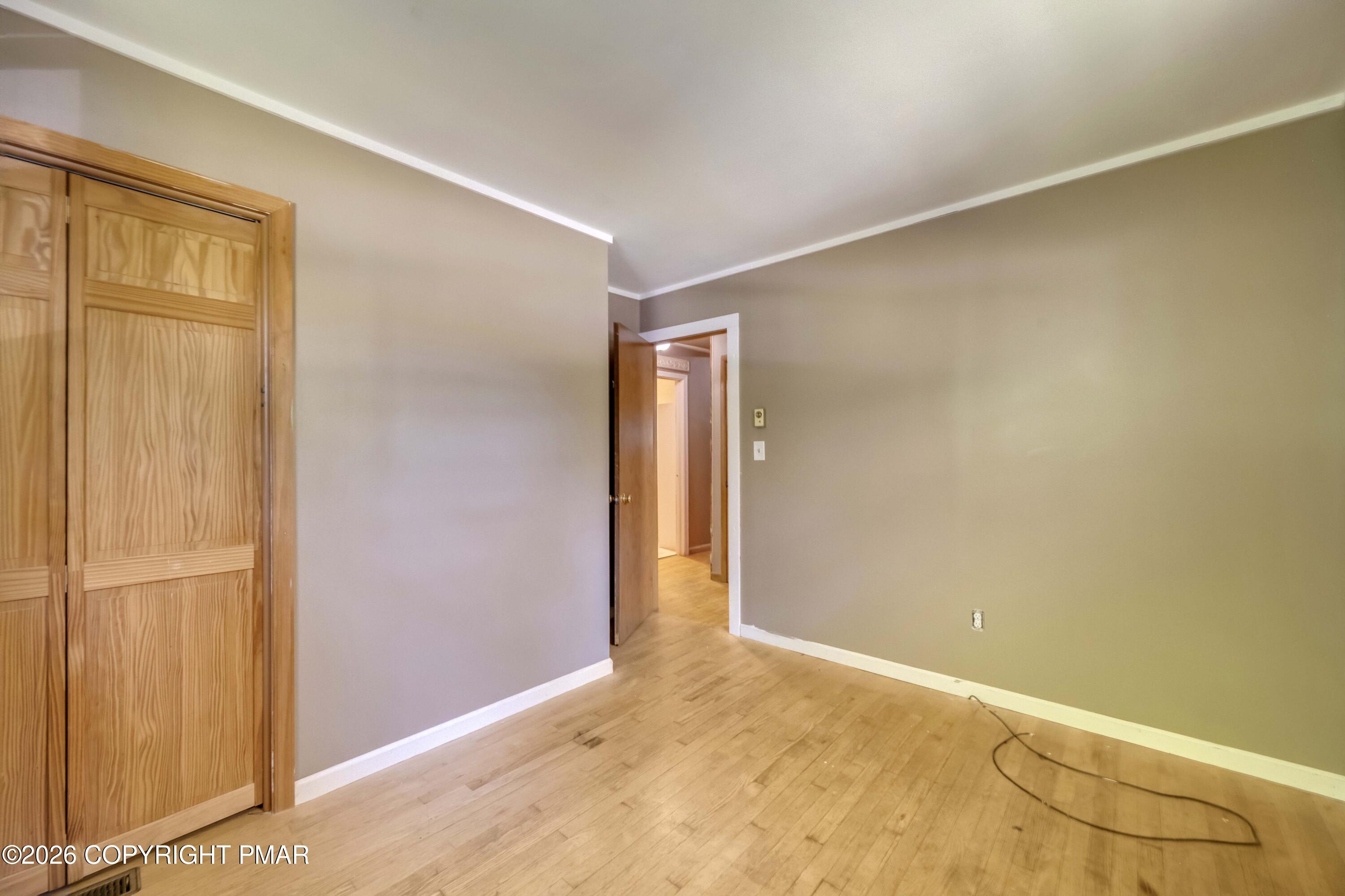 5262 Holiday Drive Property Photo 15