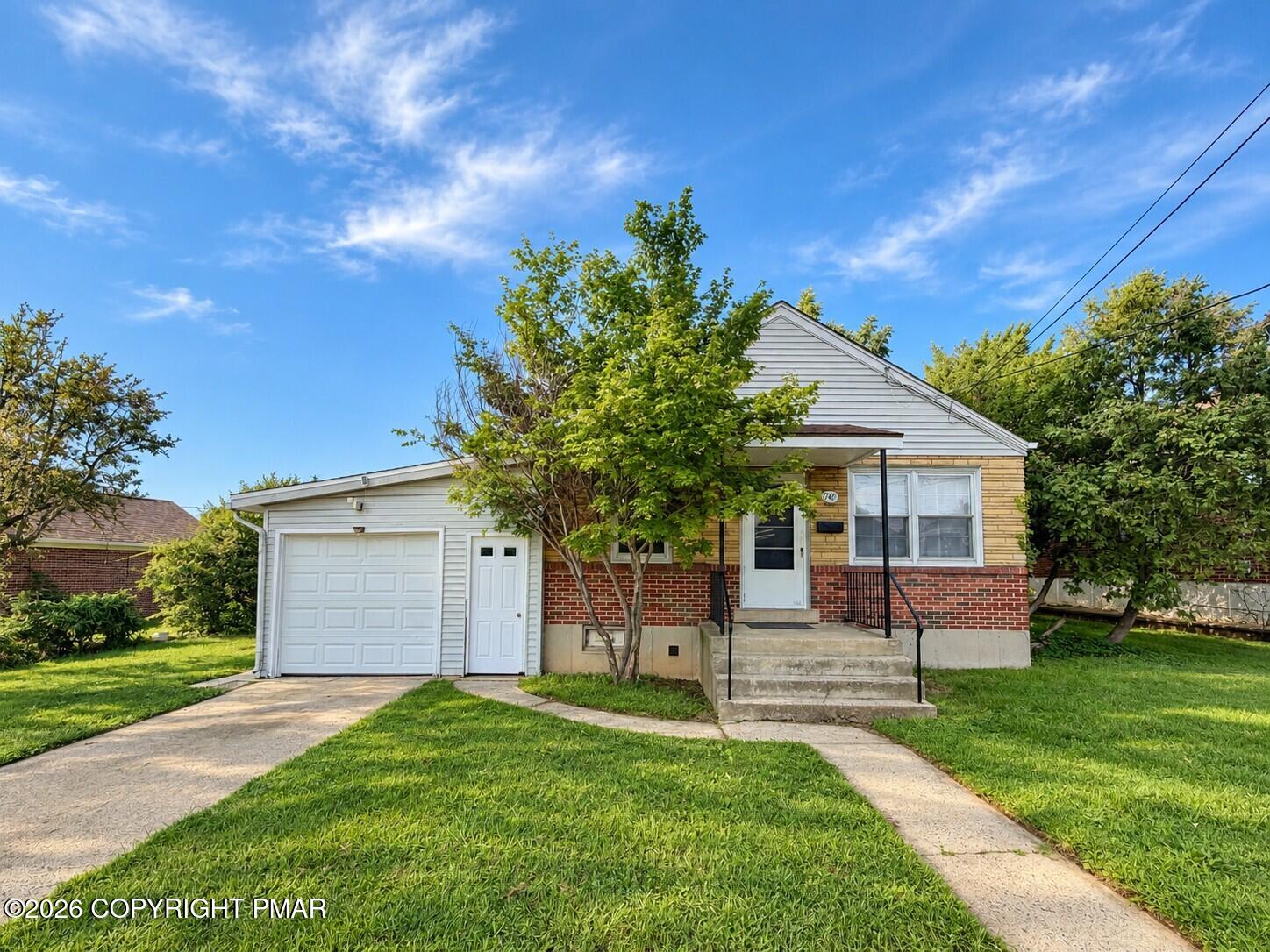 1740 Bayard Street Property Photo 2