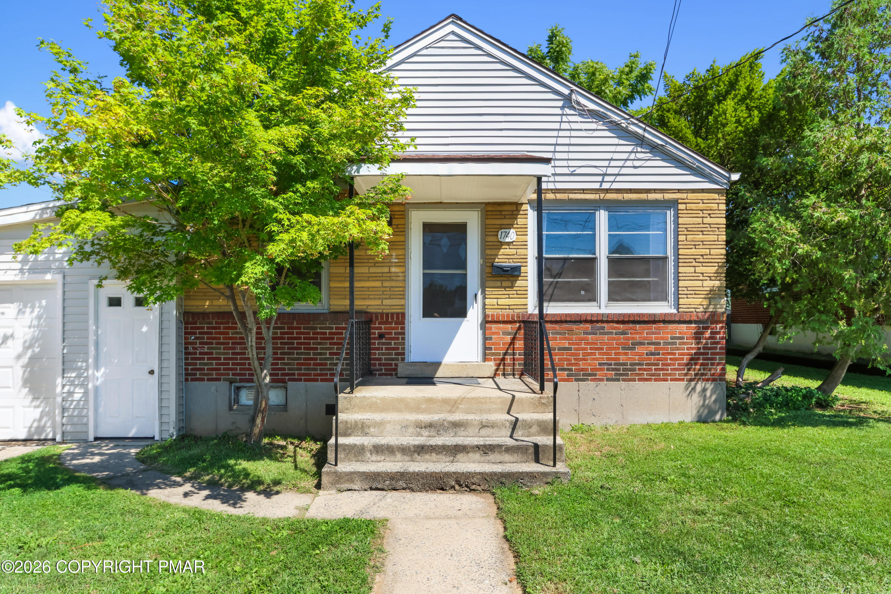 1740 Bayard Street Property Photo 5
