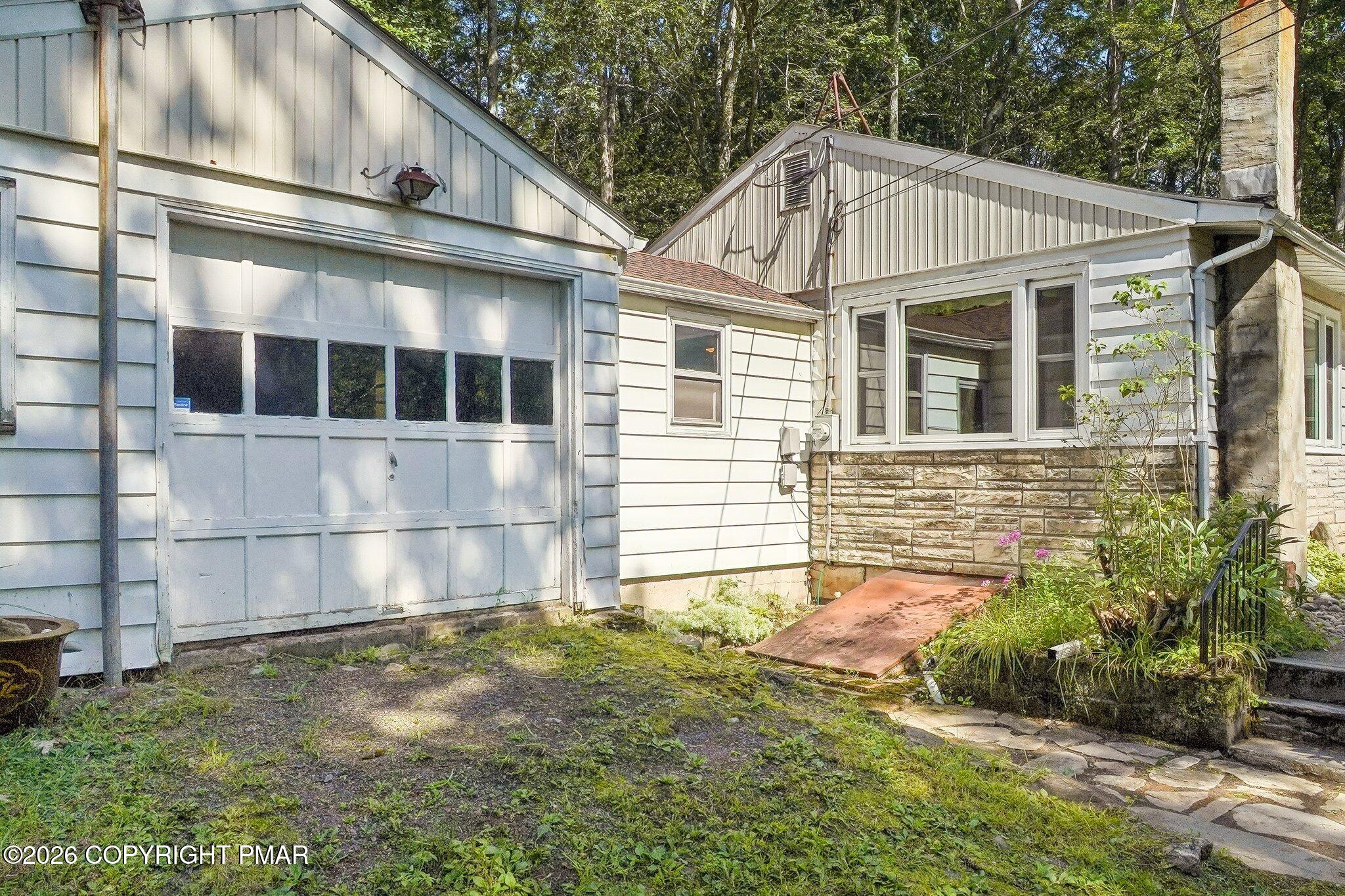 108 Case Lane Property Photo 5