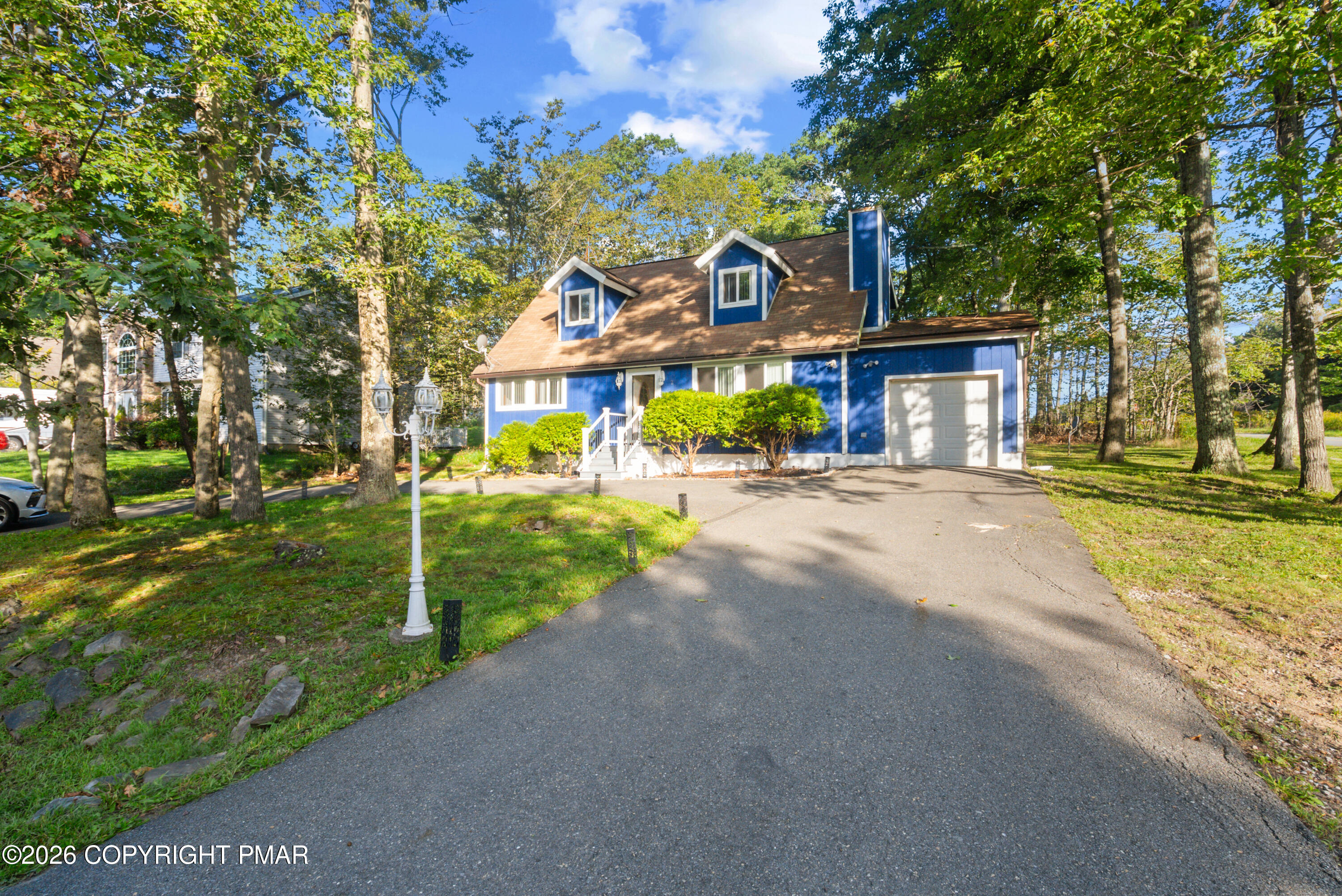2114 Onondaga Way Property Photo 2