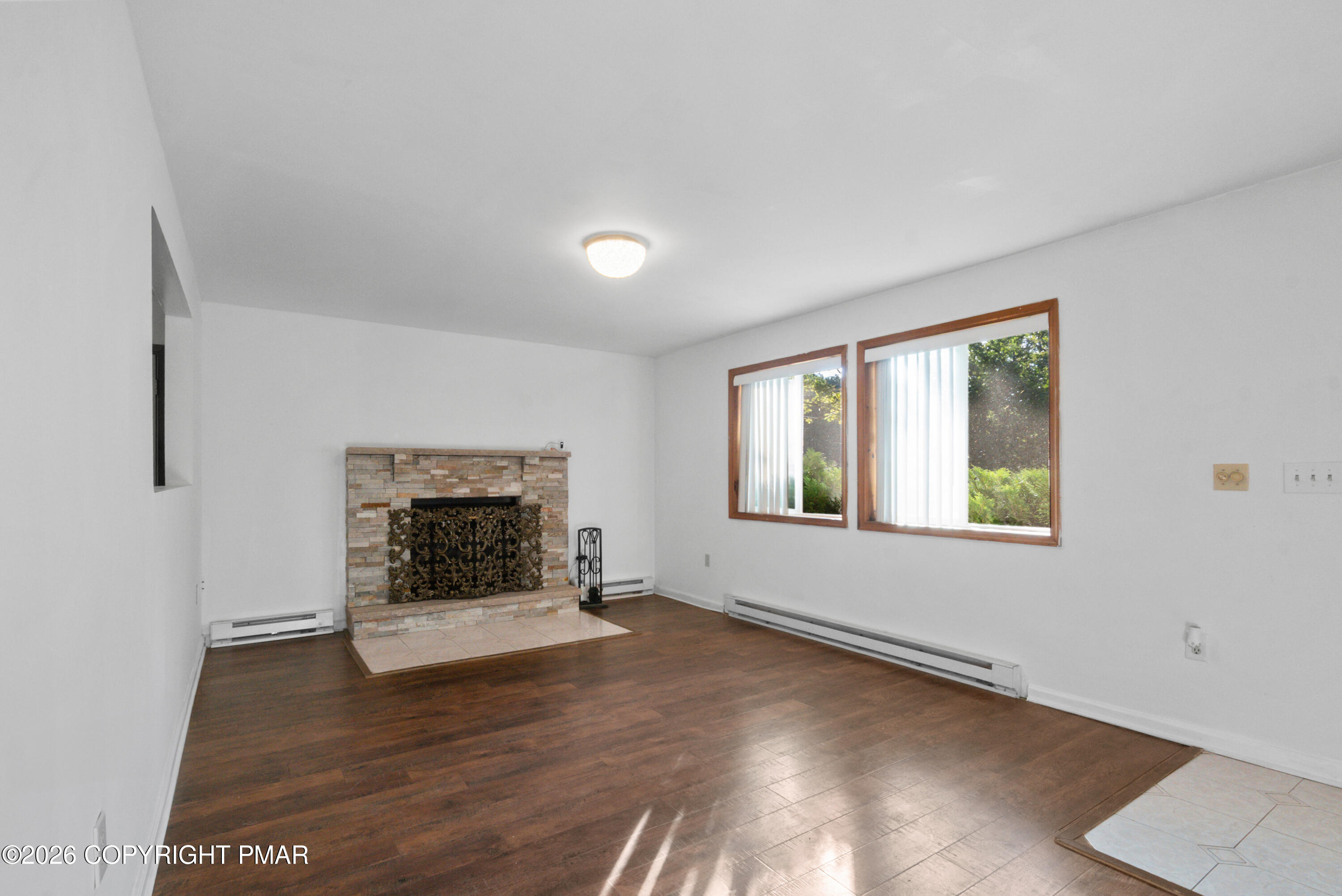 2114 Onondaga Way Property Photo 11