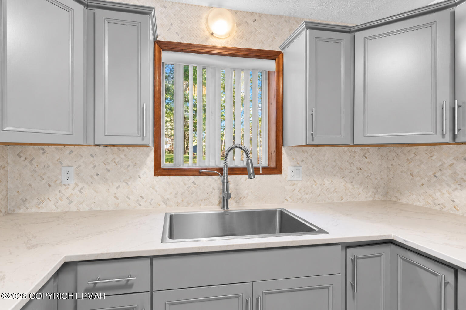 2114 Onondaga Way Property Photo 24