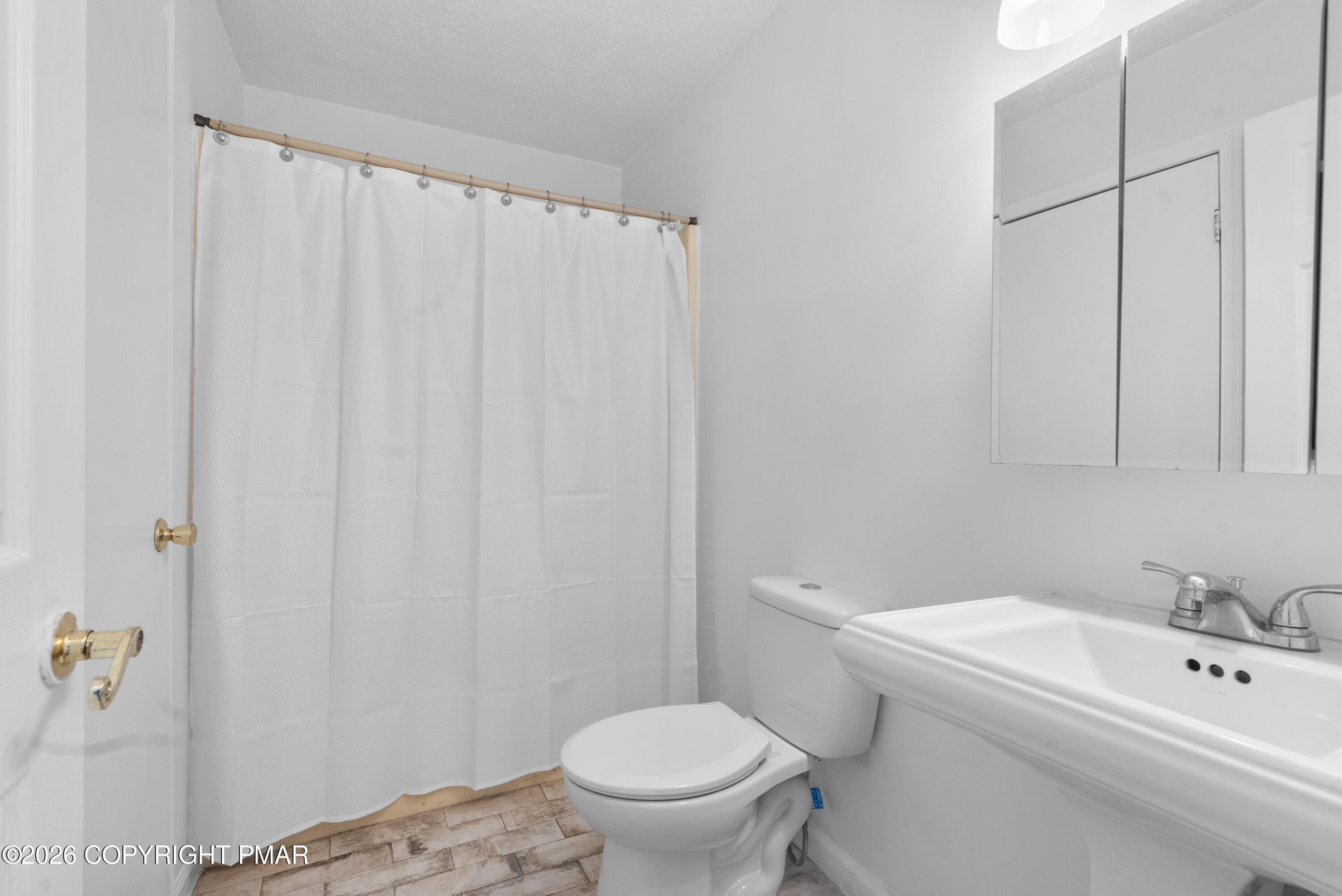 2114 Onondaga Way Property Photo 27