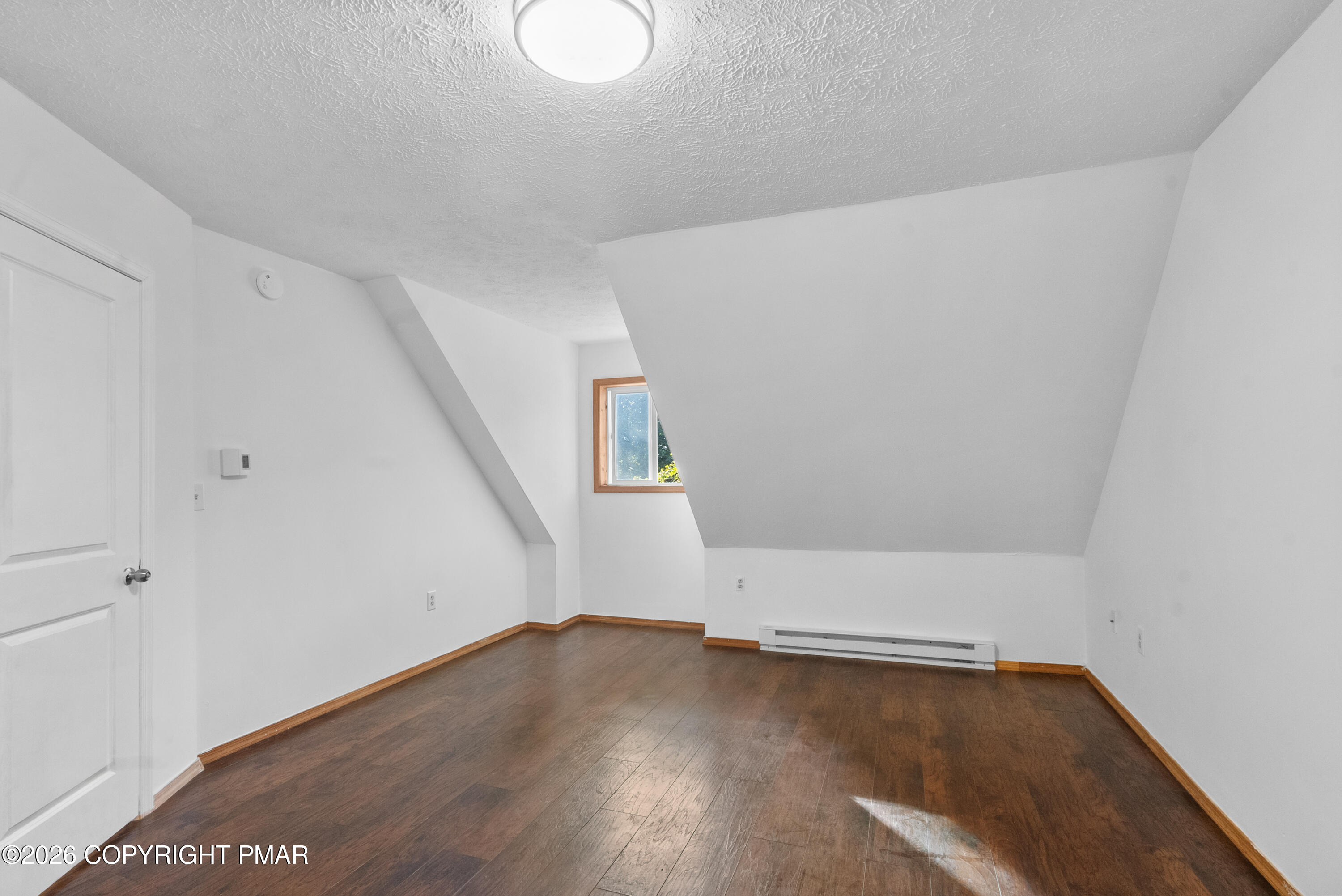 2114 Onondaga Way Property Photo 34
