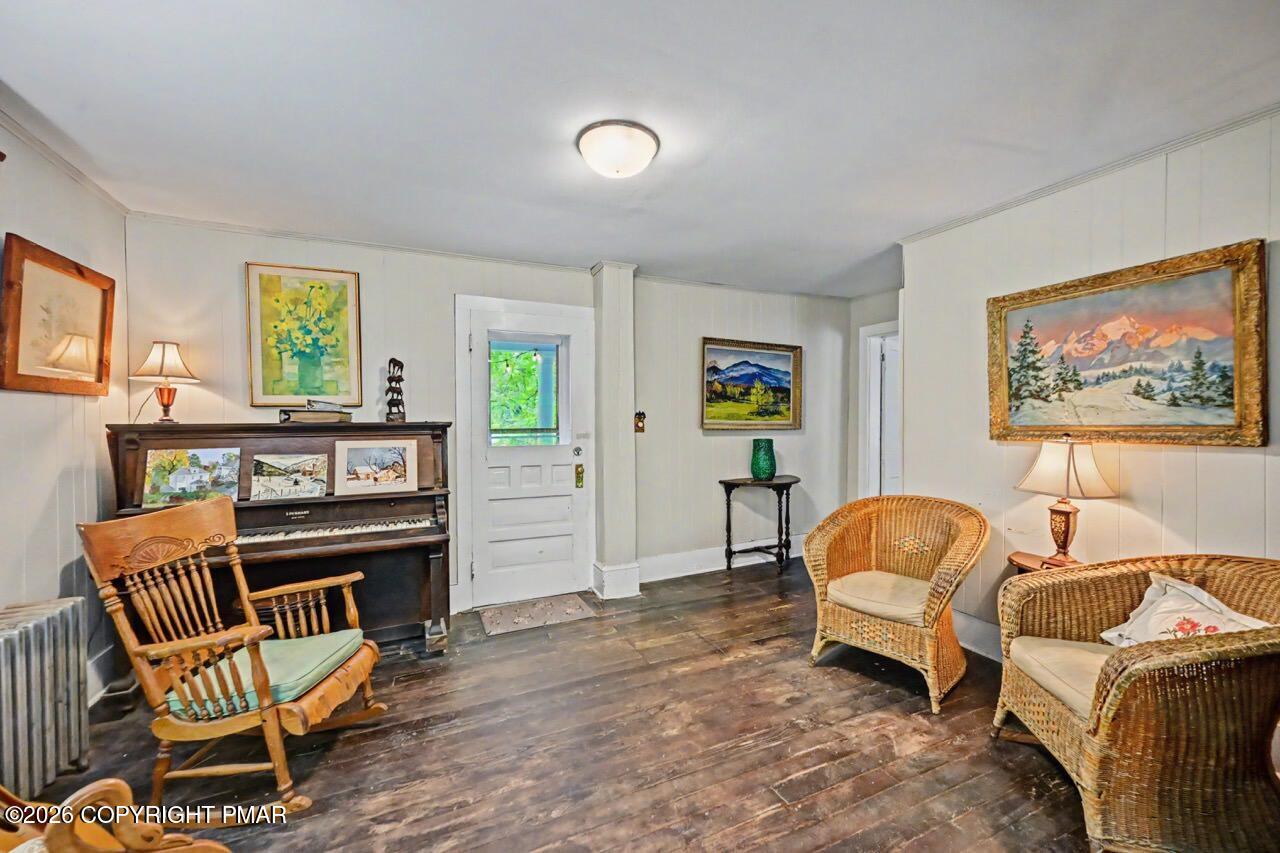694 River Road Property Photo 24