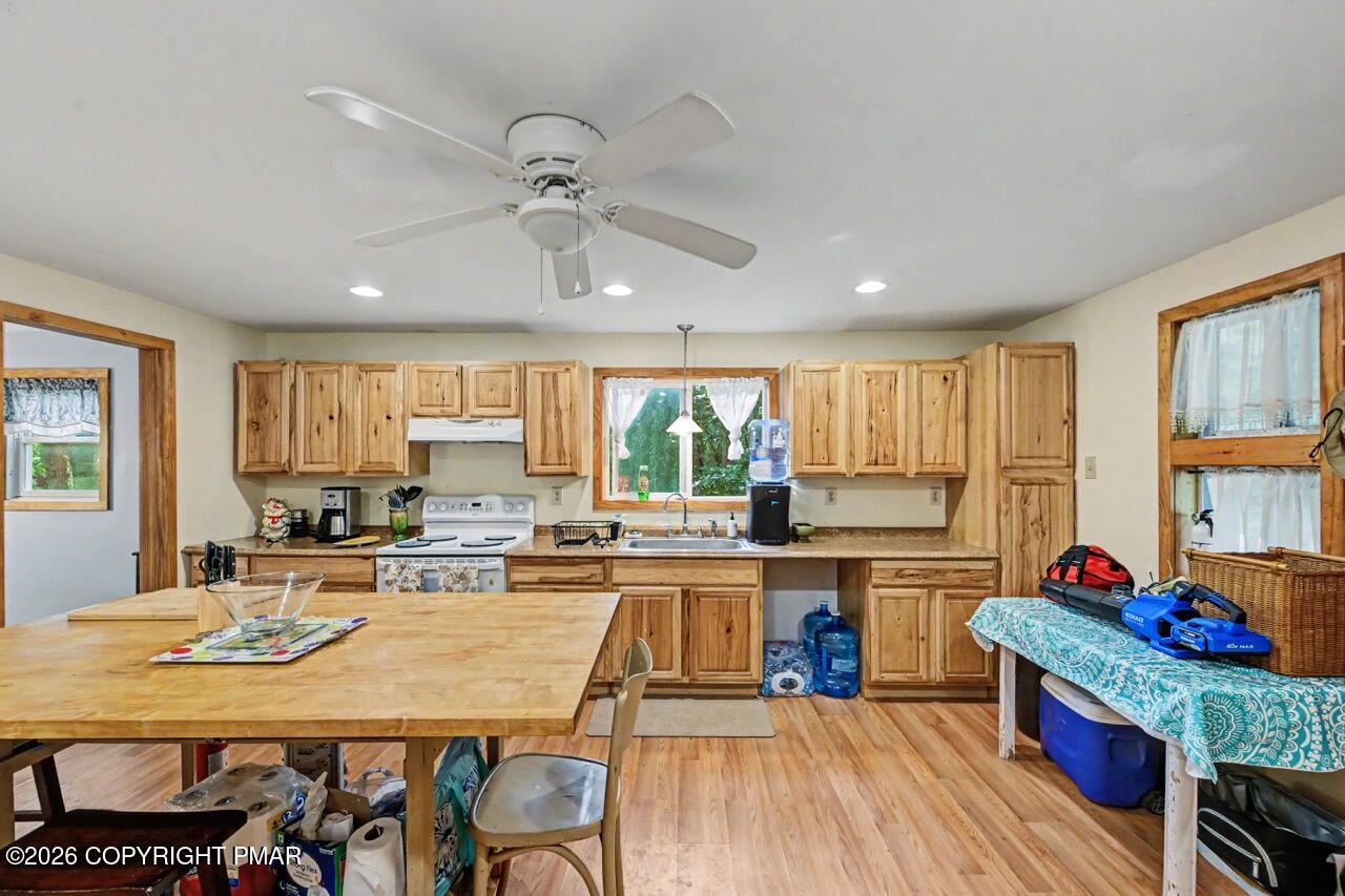 694 River Road Property Photo 33