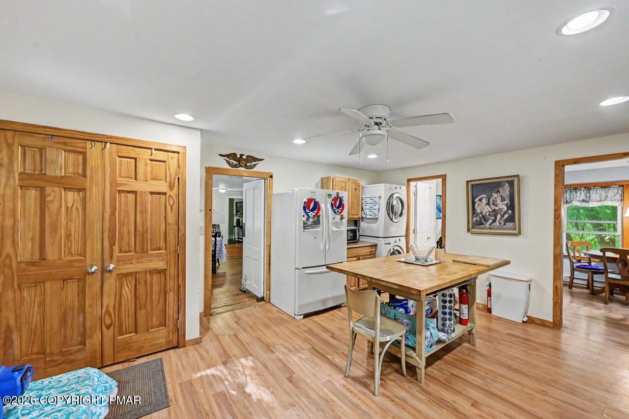 694 River Road Property Photo 35