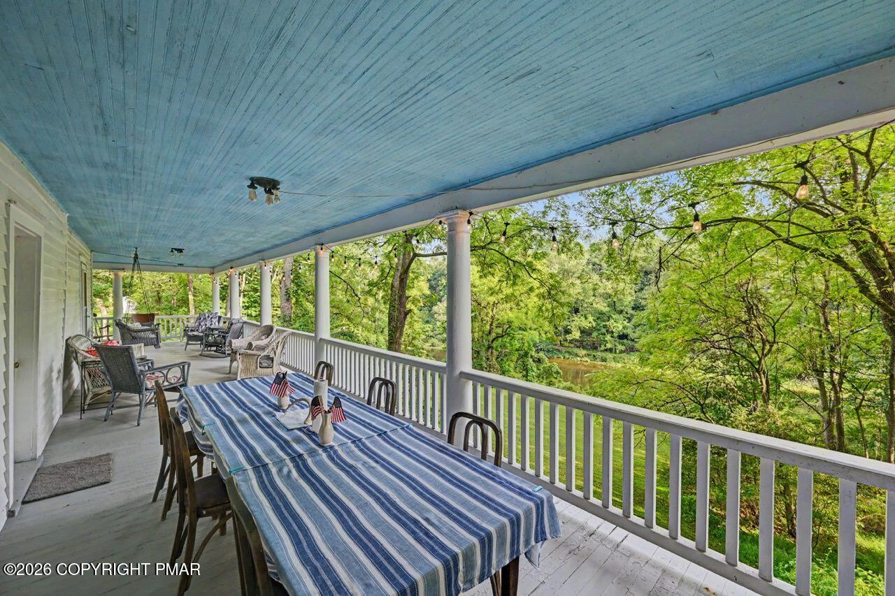 694 River Road Property Photo 38