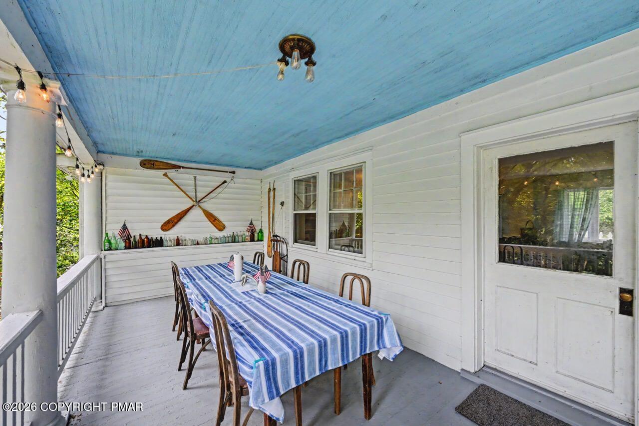 694 River Road Property Photo 41