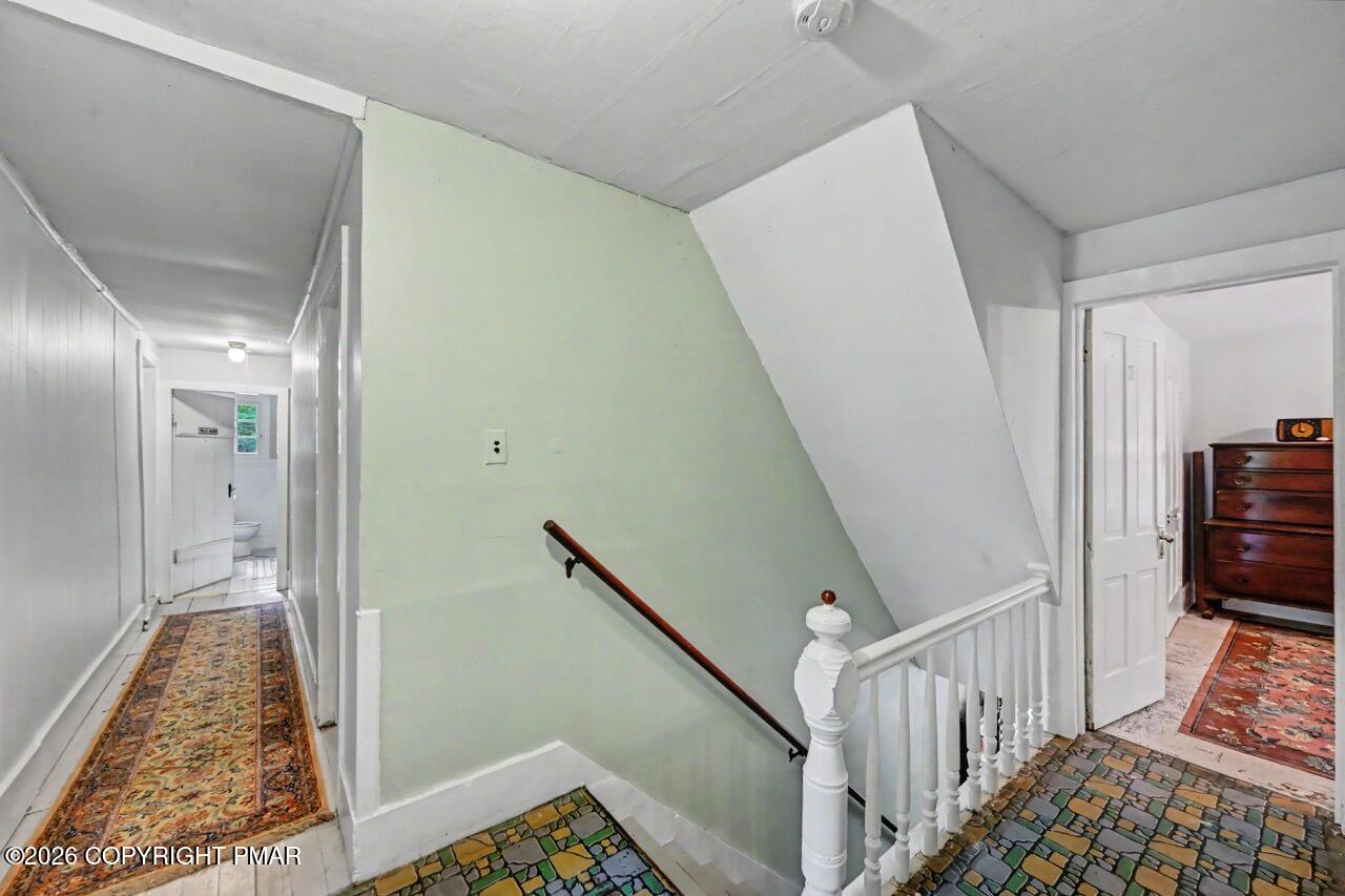 694 River Road Property Photo 46