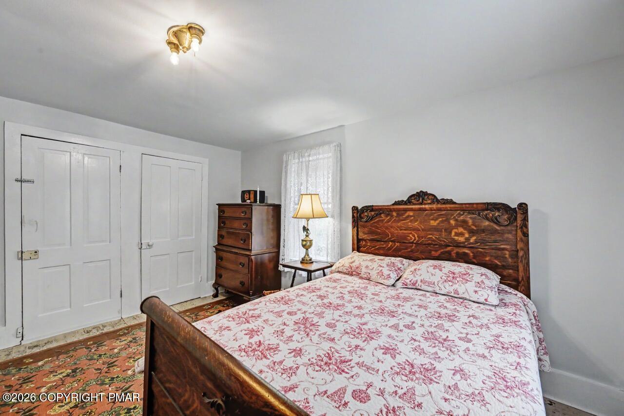 694 River Road Property Photo 48