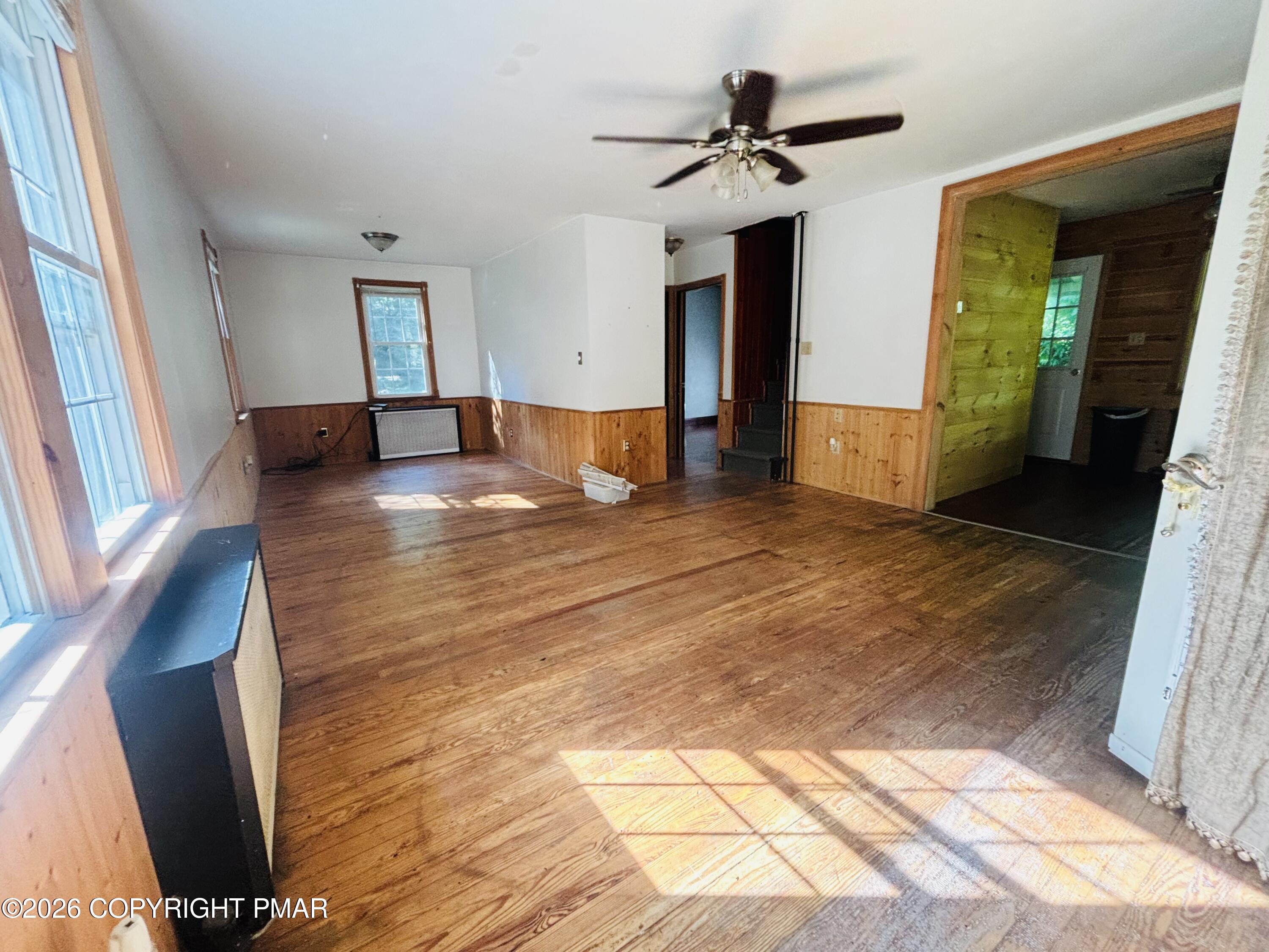 306 Park Place Property Photo 6