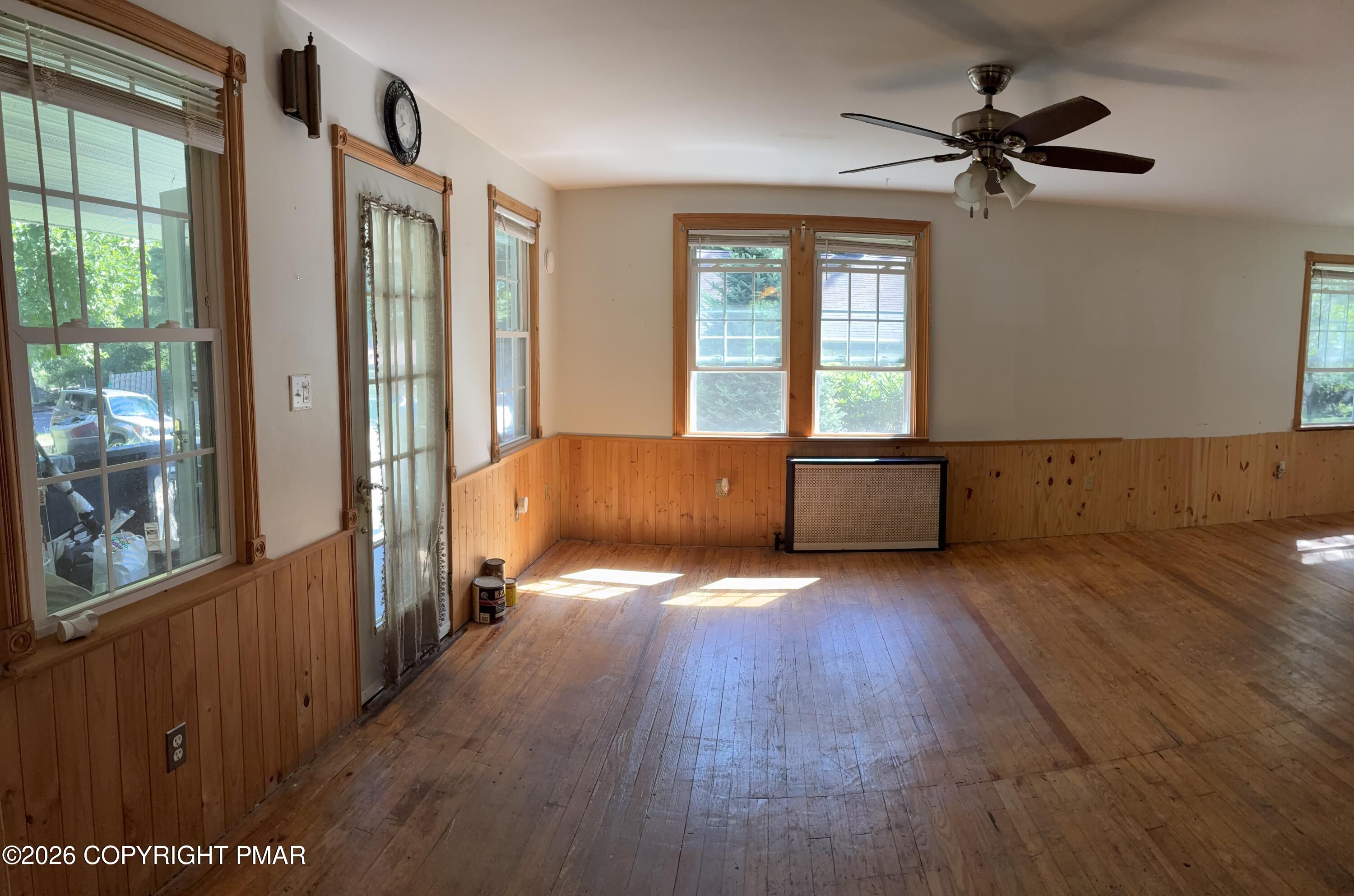 306 Park Place Property Photo 15