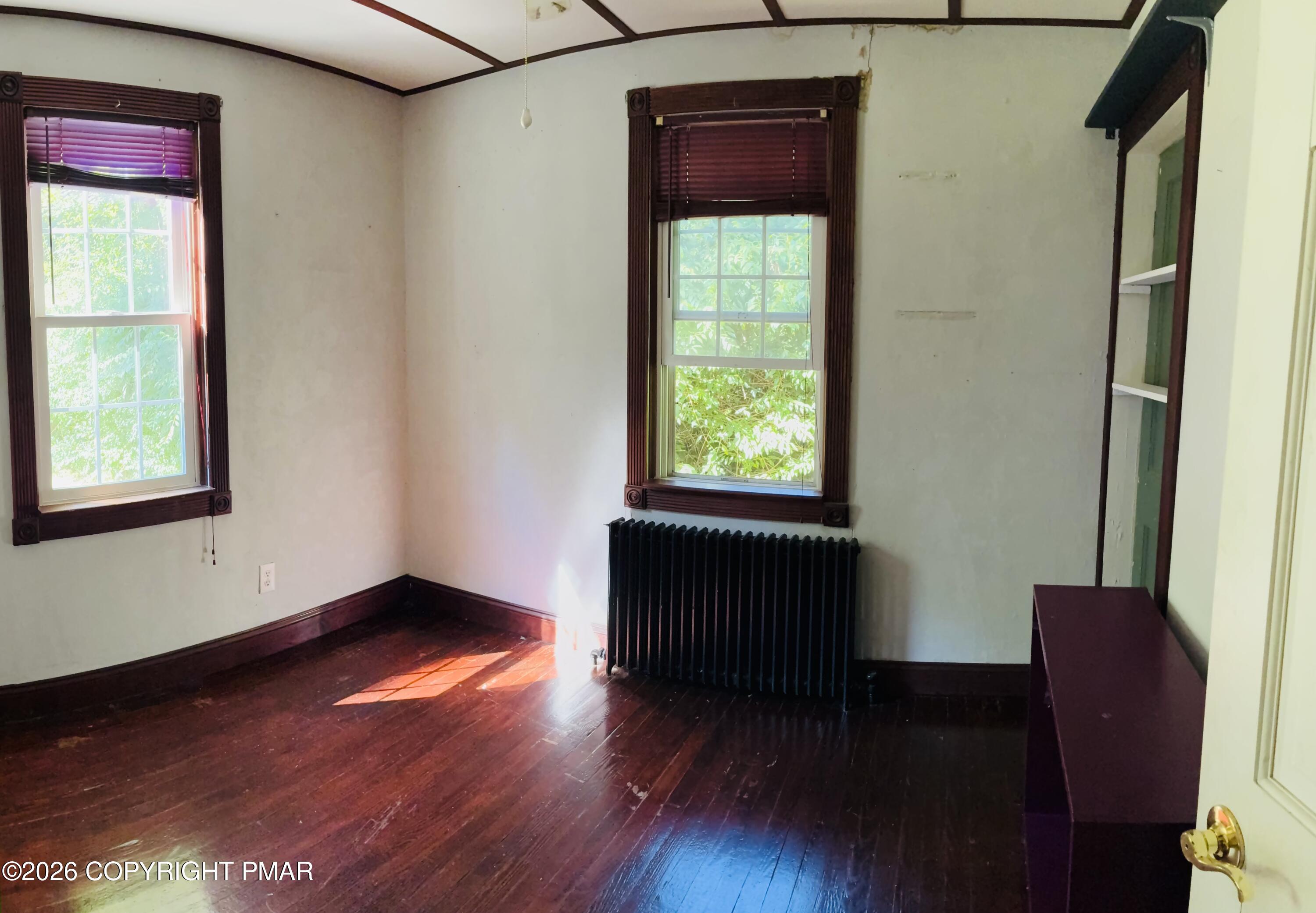 306 Park Place Property Photo 18
