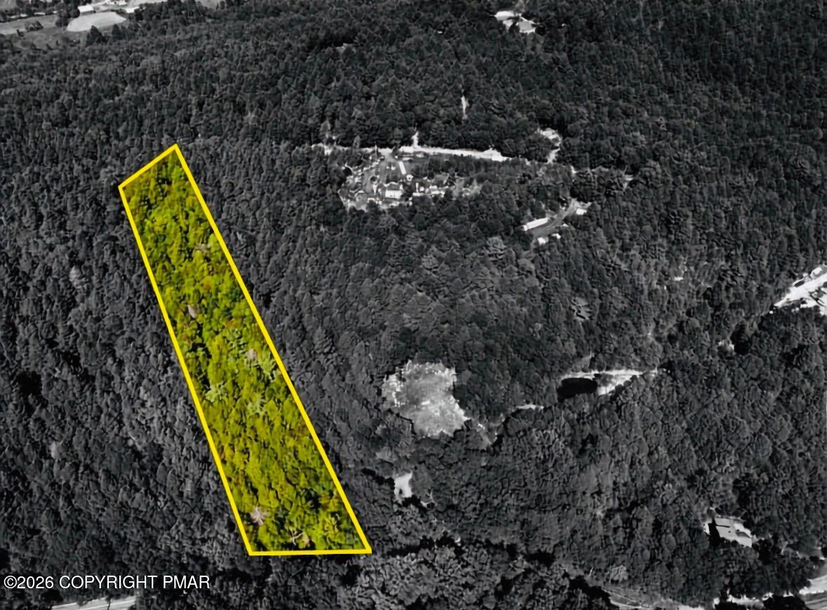 Lower Smith Gap Road Property Photo 6