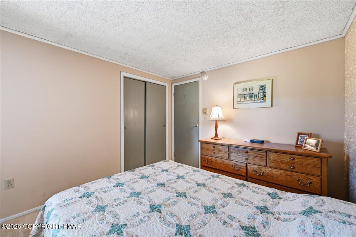 156 Schoonover Lane Property Photo 49