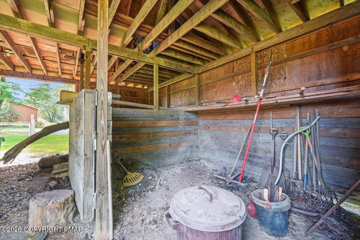 156 Schoonover Lane Property Photo 83