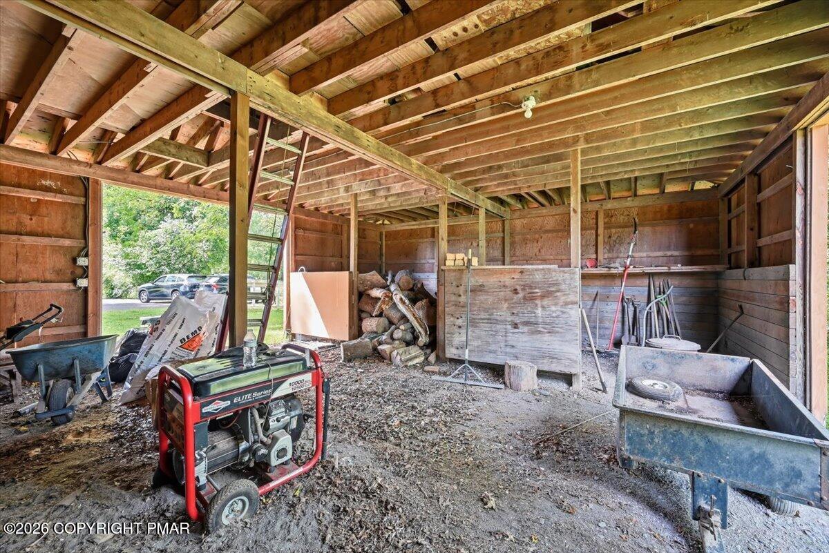 156 Schoonover Lane Property Photo 85