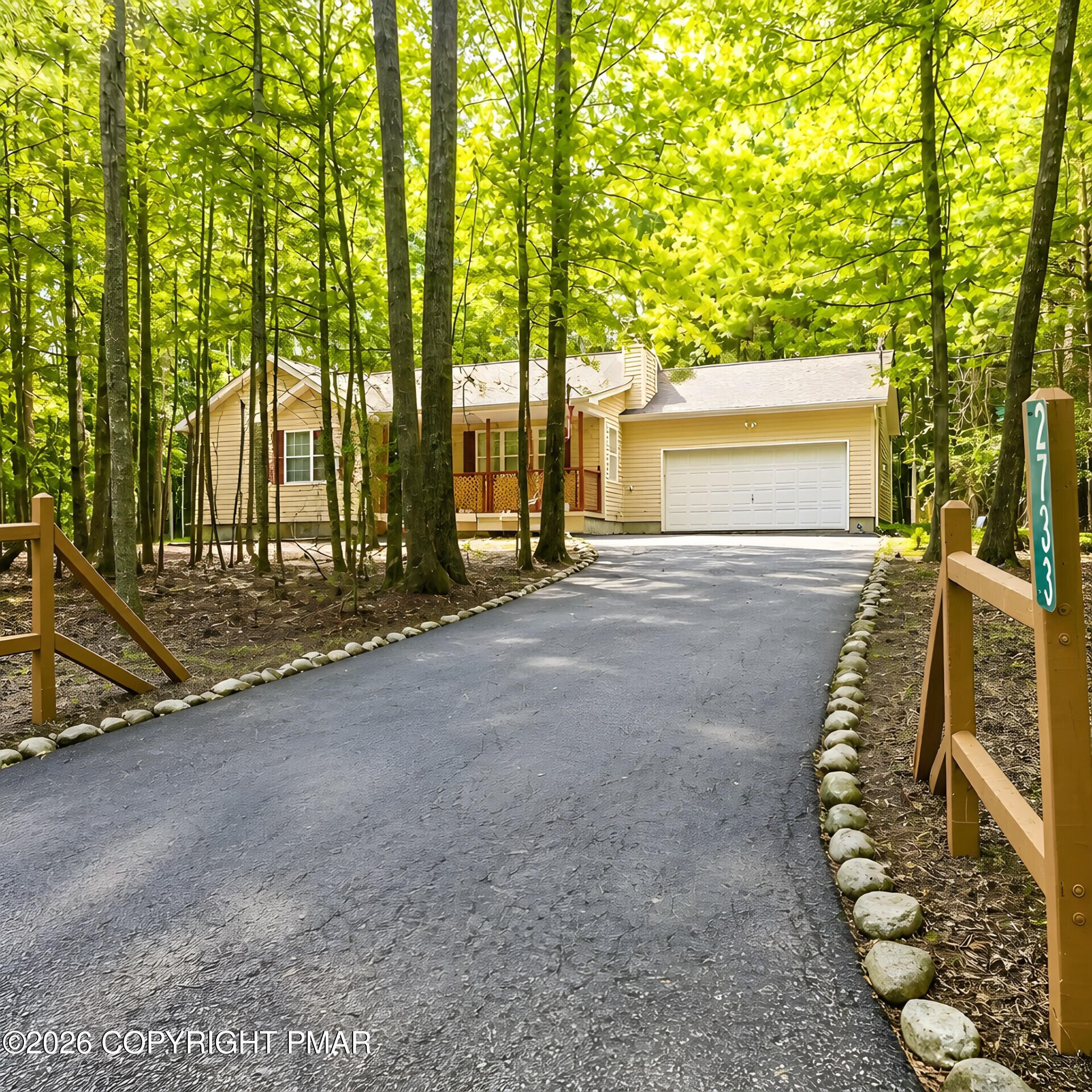 2733 Aspen Way Property Photo 4