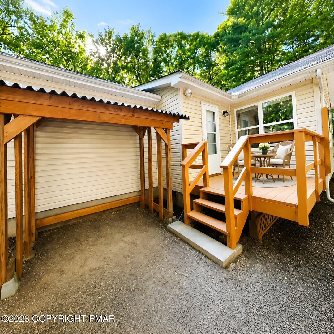 2733 Aspen Way Property Photo 5