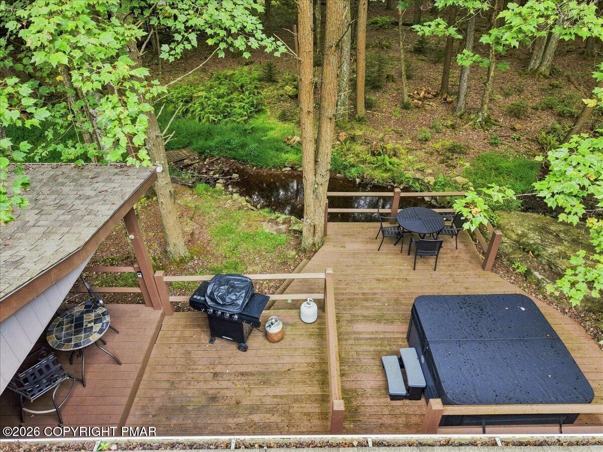 184 Sir Bradford Road Property Photo 3