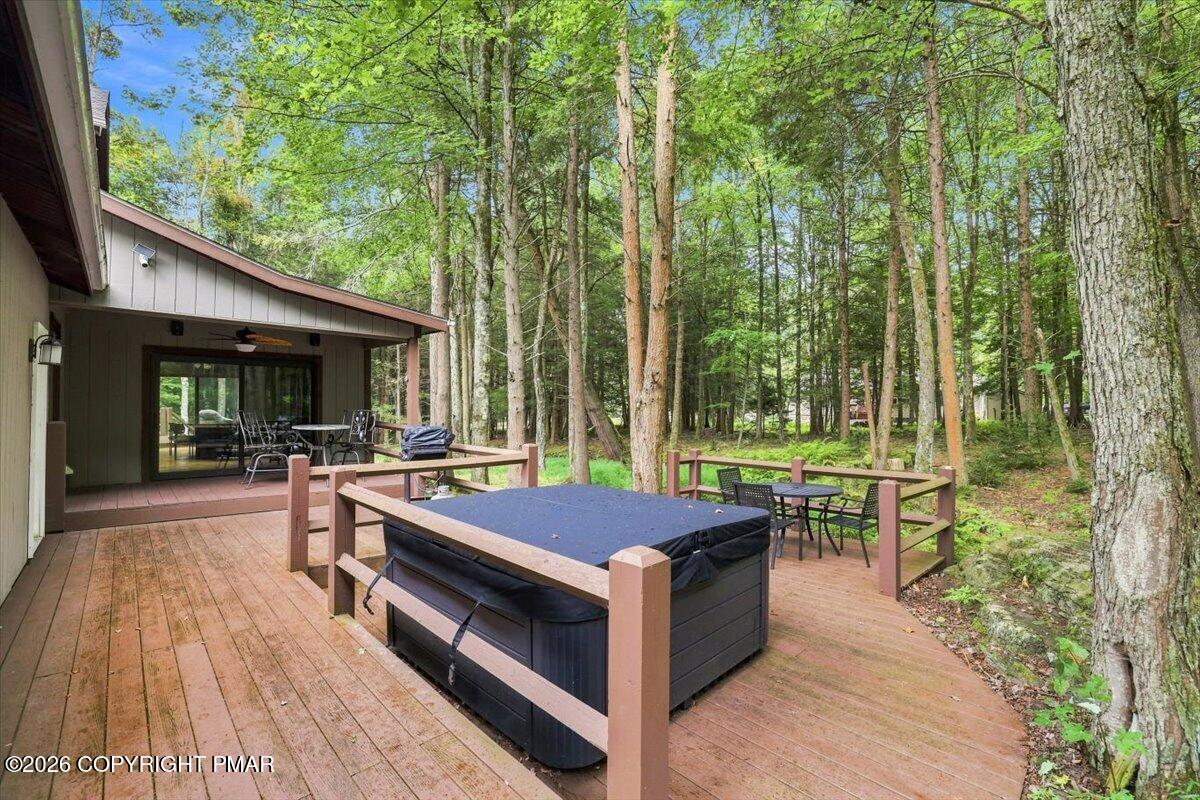 184 Sir Bradford Road Property Photo 7