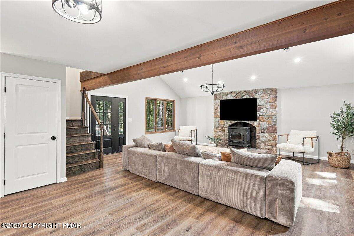 184 Sir Bradford Road Property Photo 10