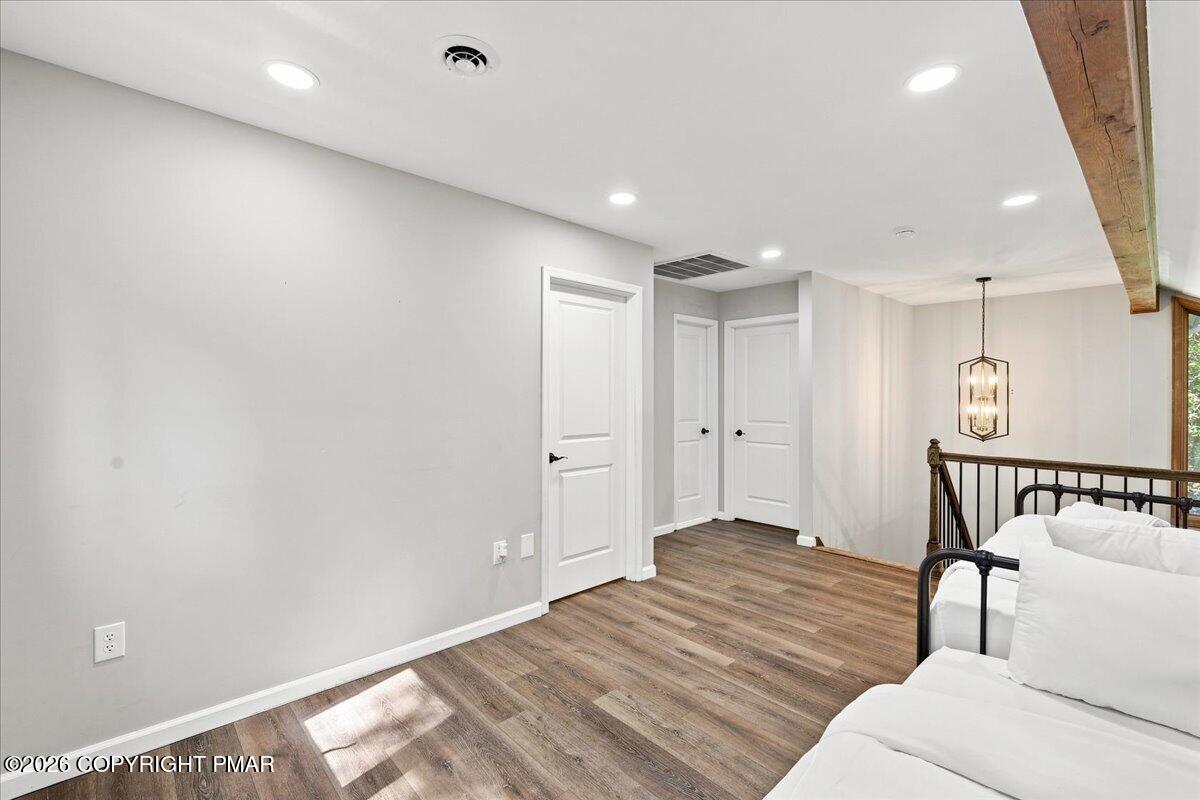 184 Sir Bradford Road Property Photo 27