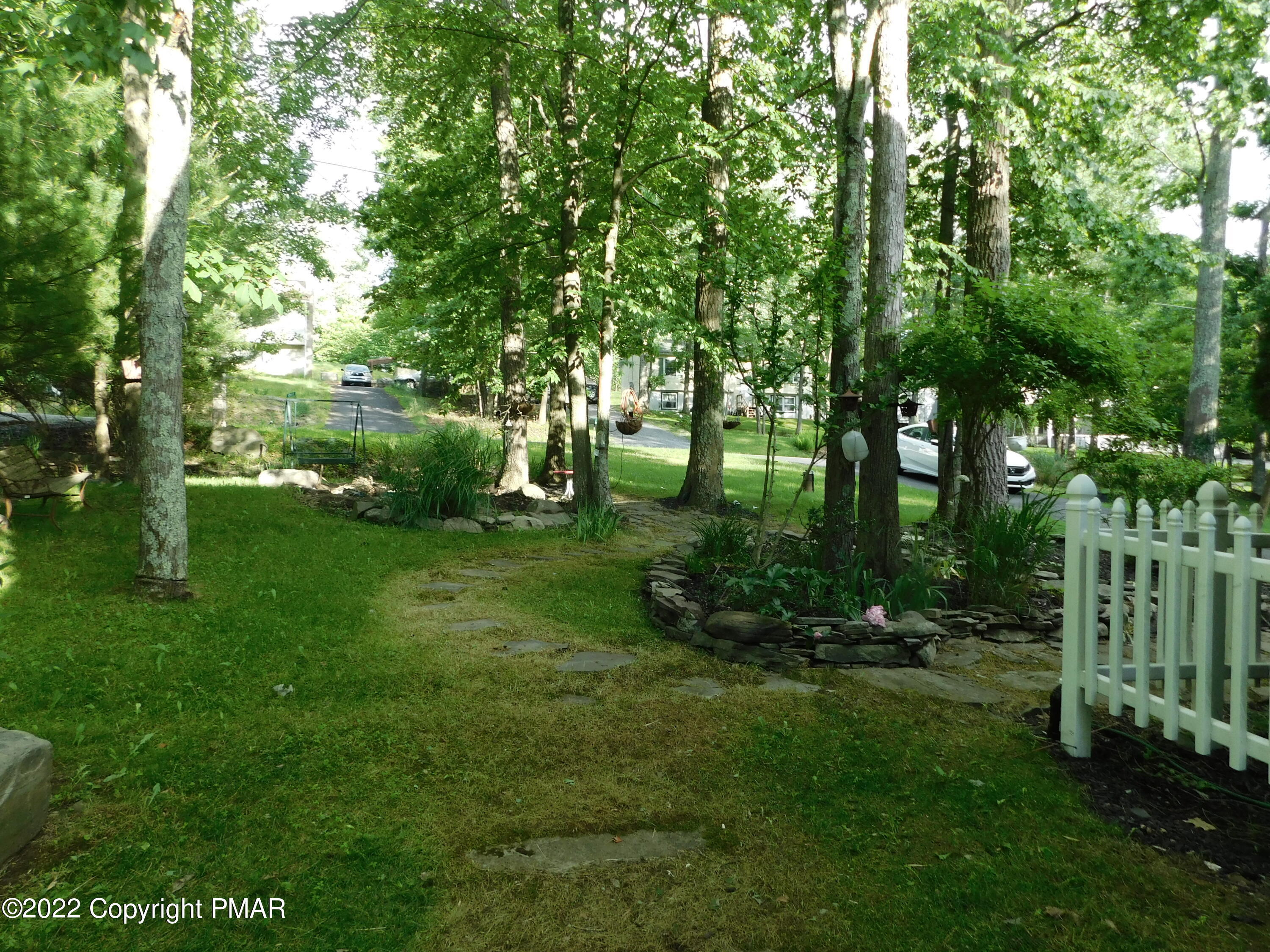 12418 Mountain Laurel Drive Property Photo 33