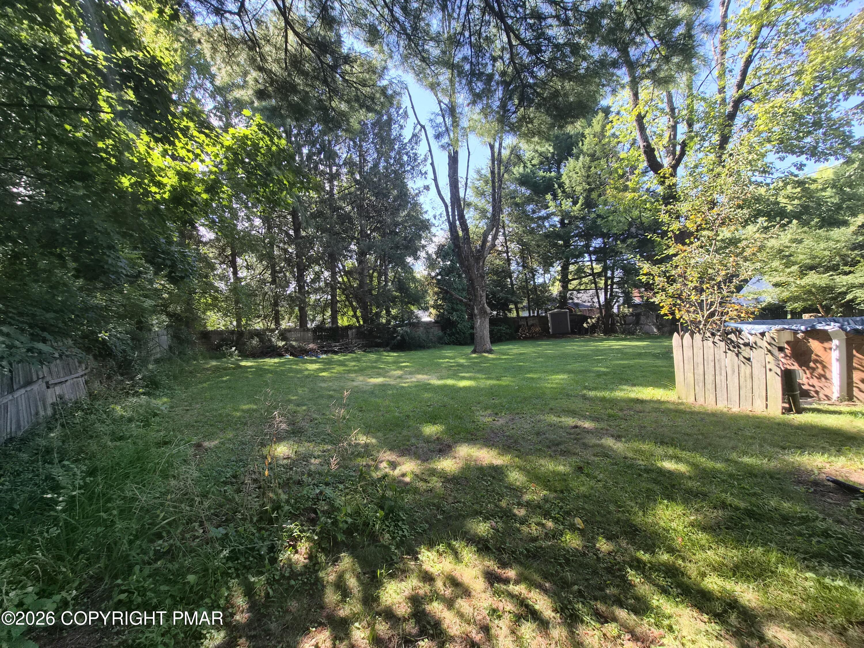 335 E Brown Street Property Photo 23