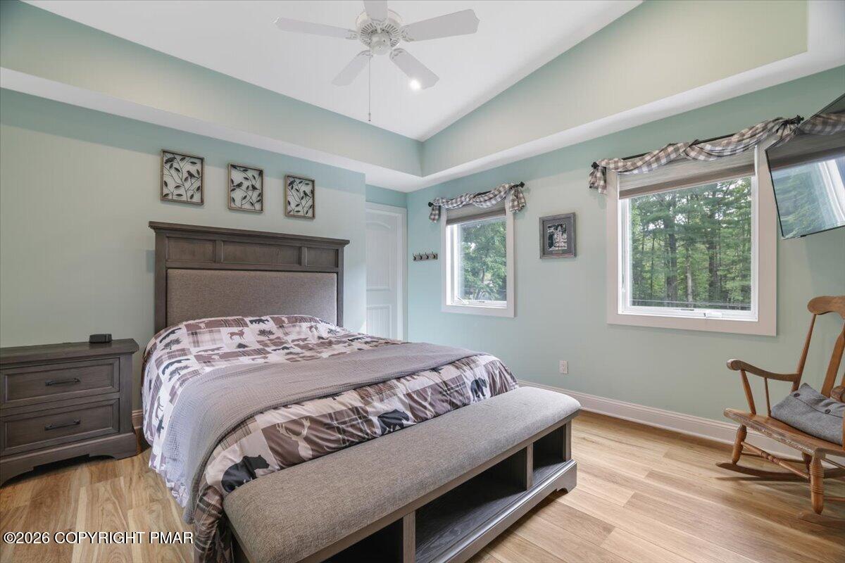 148 N Lake Drive Property Photo 15